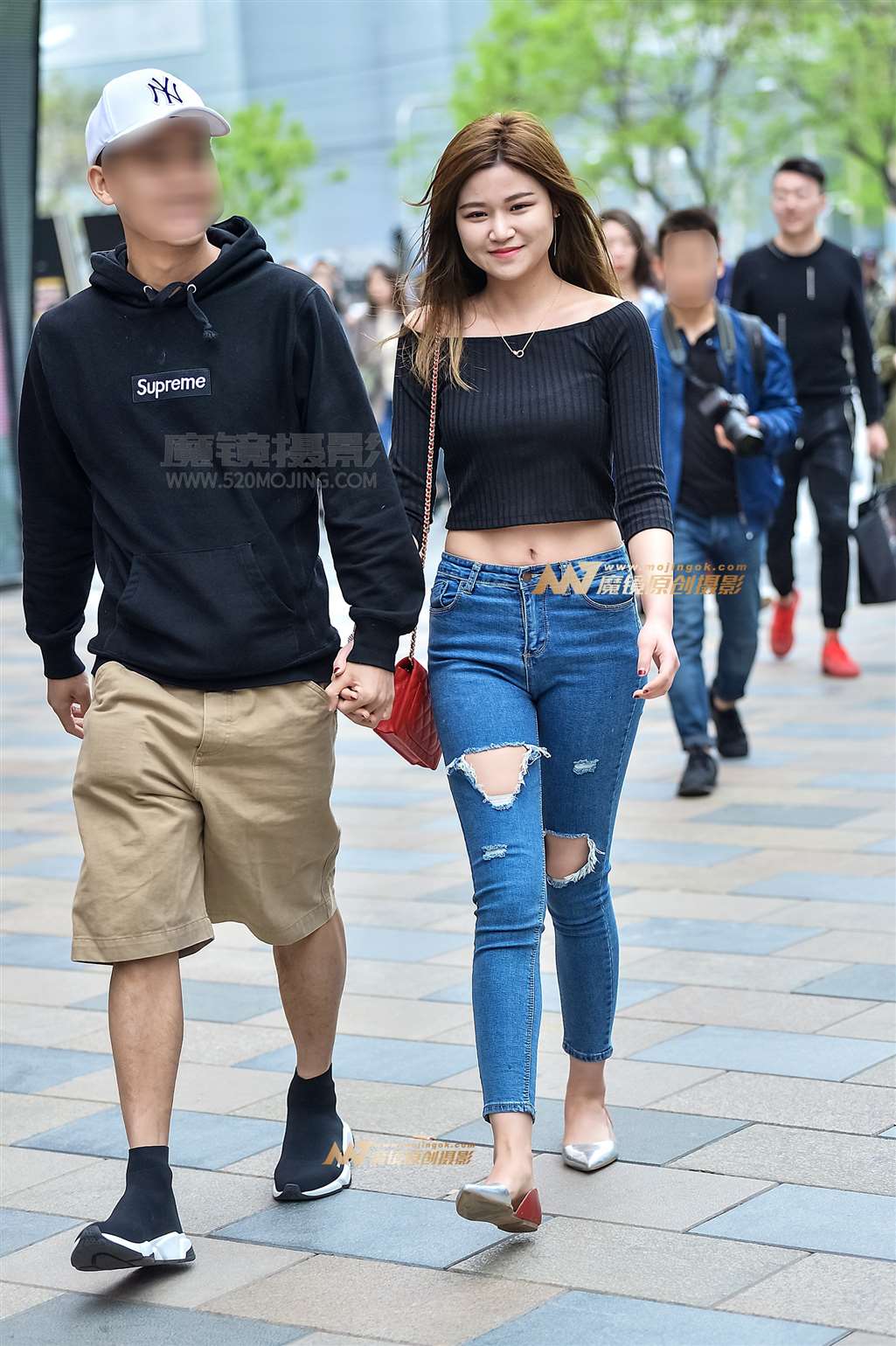 图片[1]-左手倒影赛帖：性感肚脐+美臀-街拍流行馆
