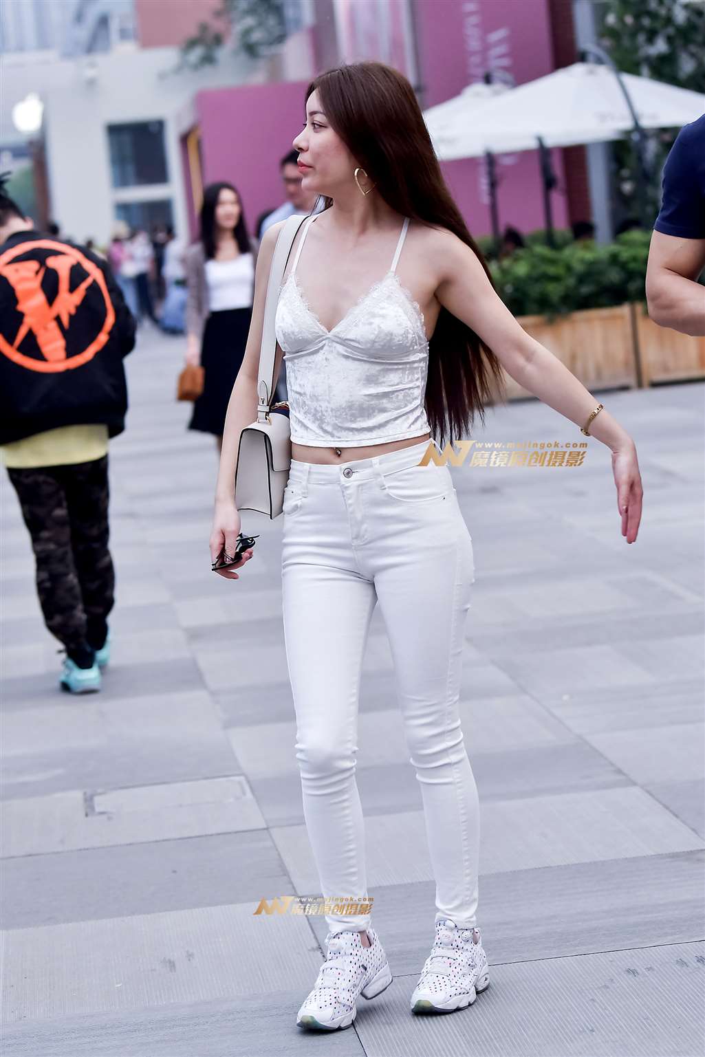 图片[5]-左手倒影赛帖：性感美胸美感包臀-街拍流行馆