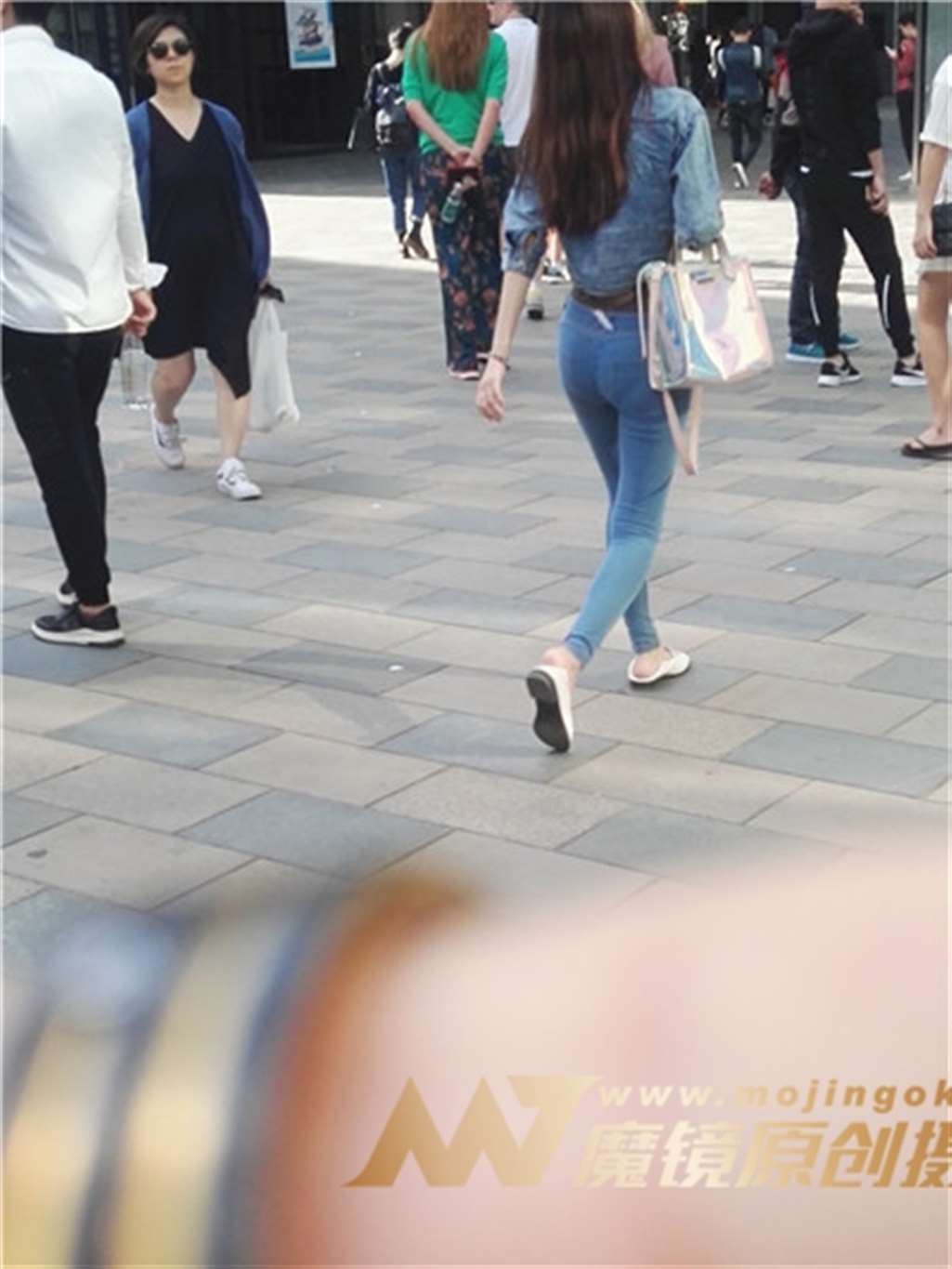 图片[3]-左手倒影赛帖：牛仔美臀性感身材-街拍流行馆