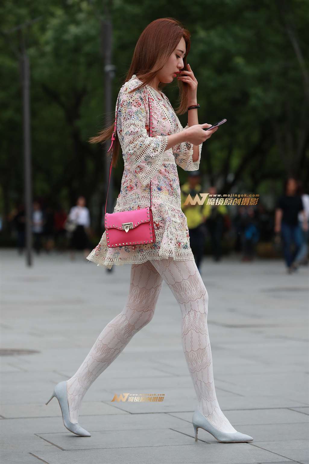 图片[1]-连风都想拥吻她-街拍流行馆