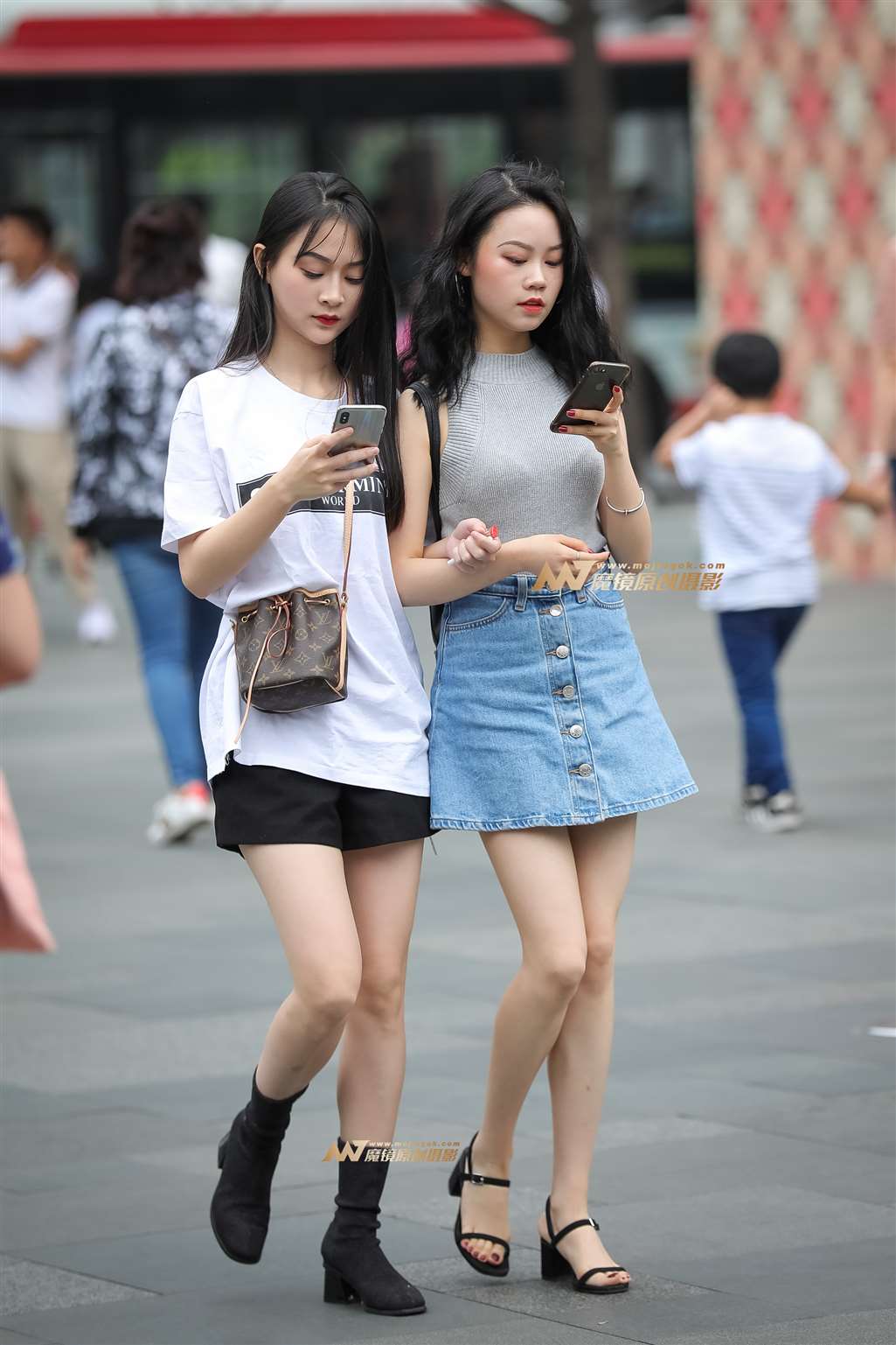 图片[1]-白净的肌肤-街拍流行馆