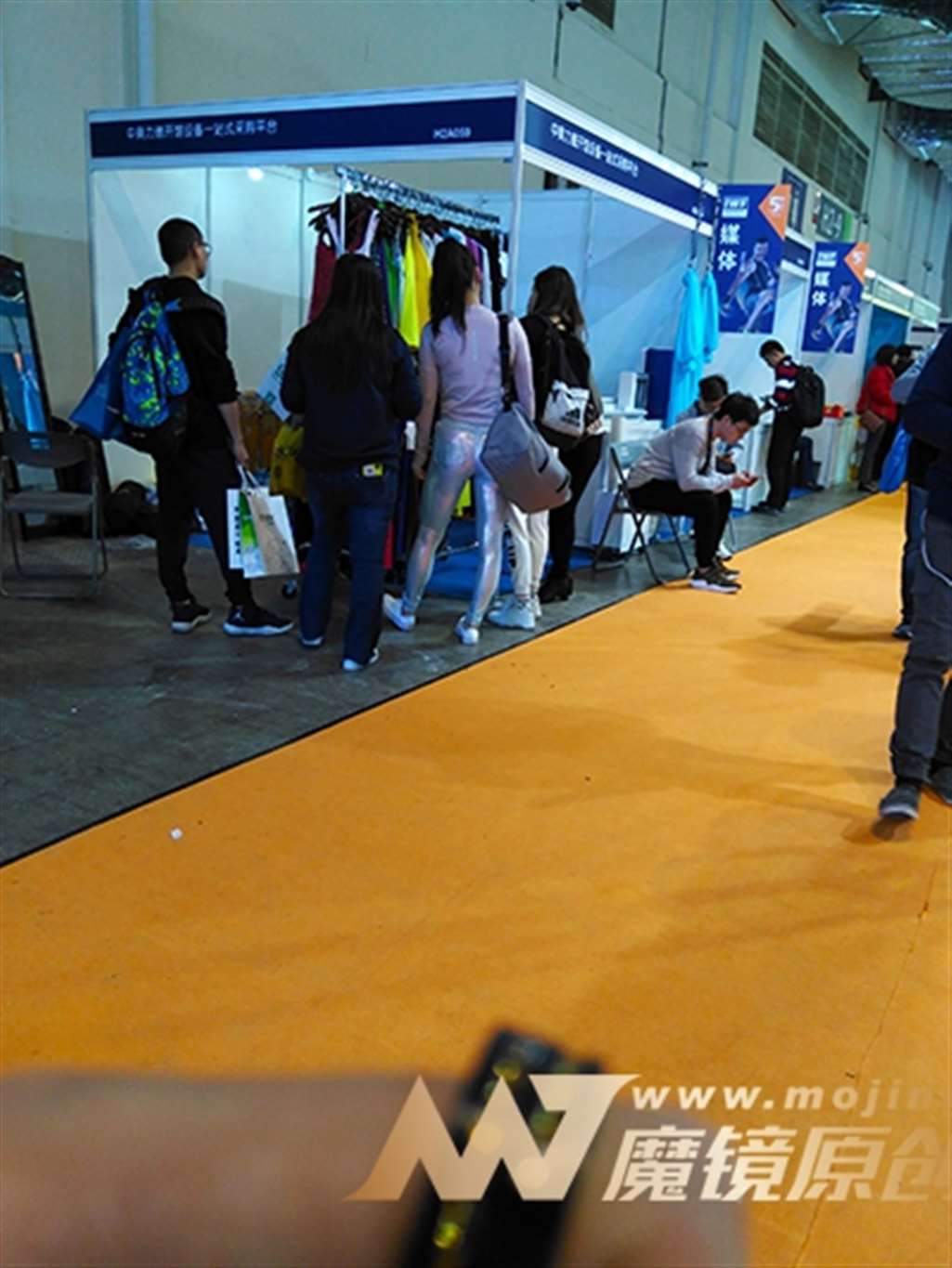 图片[4]-【街拍之魂赛帖】B1、或许这就是风情万种吧-街拍流行馆