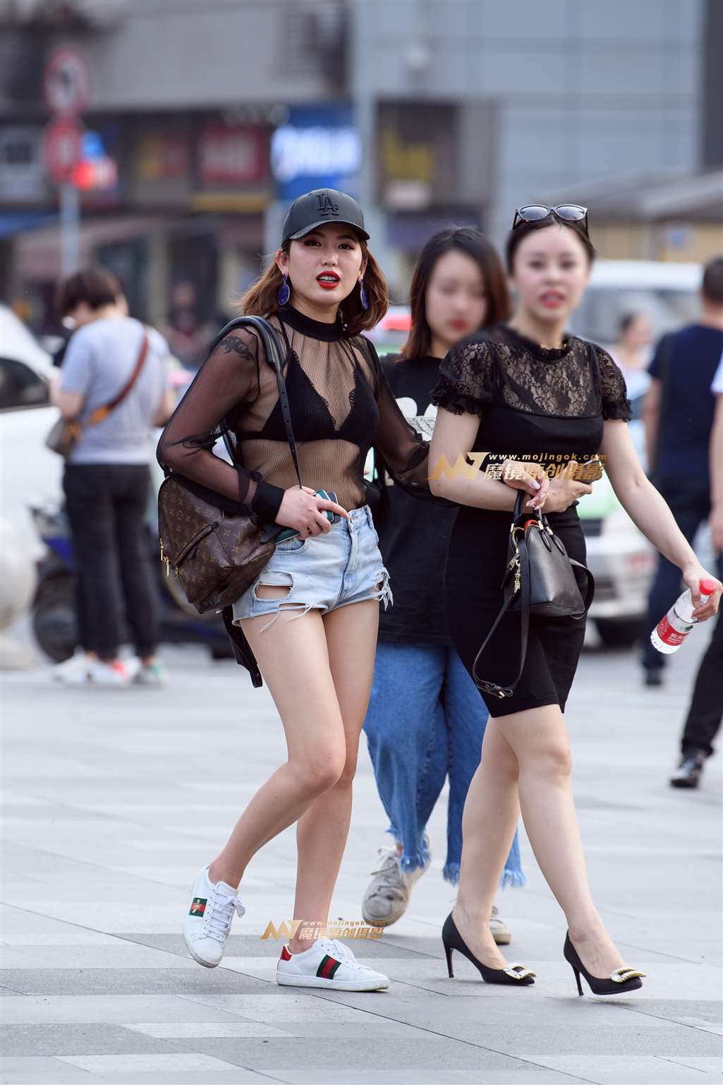 图片[4]-【久久赛帖】热裤透视装-街拍流行馆