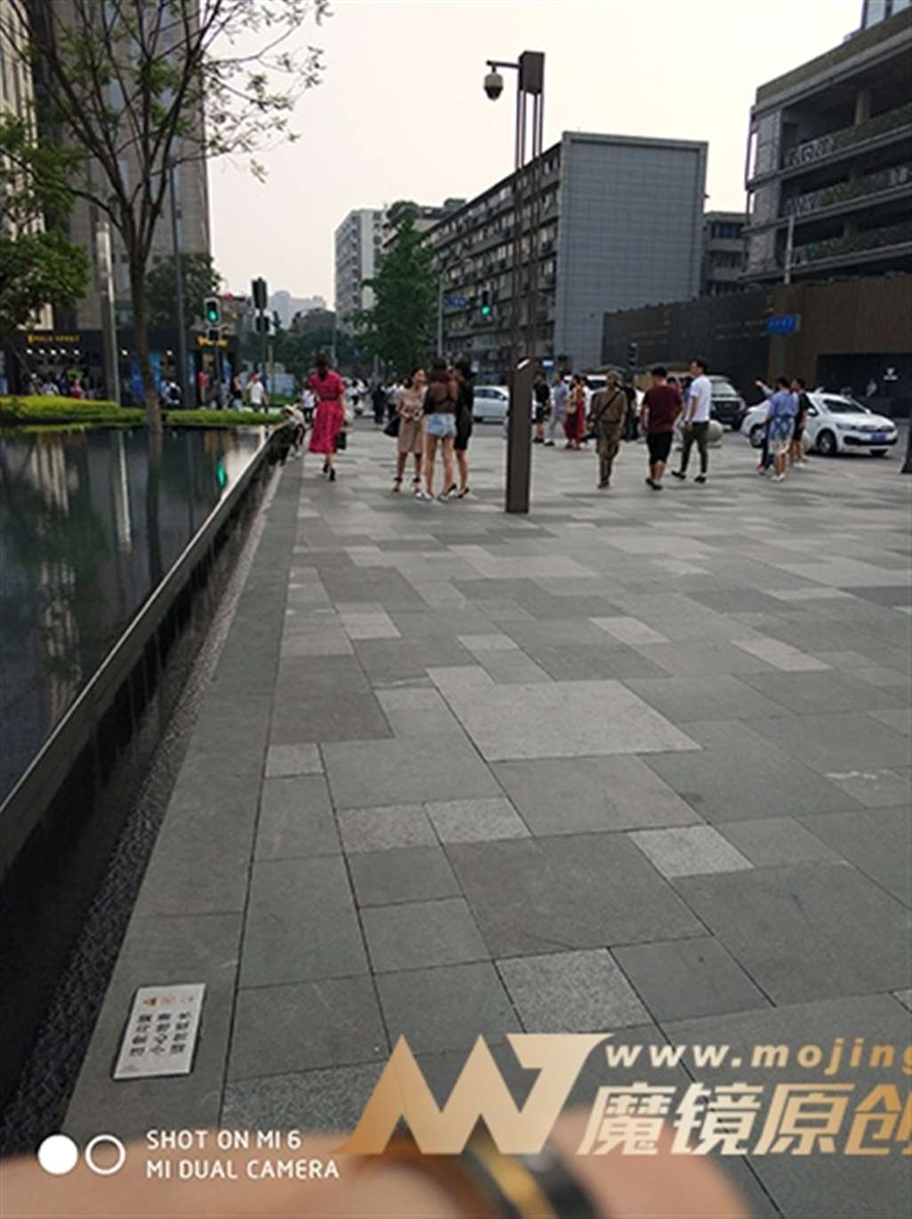 图片[3]-【久久赛帖】热裤透视装-街拍流行馆