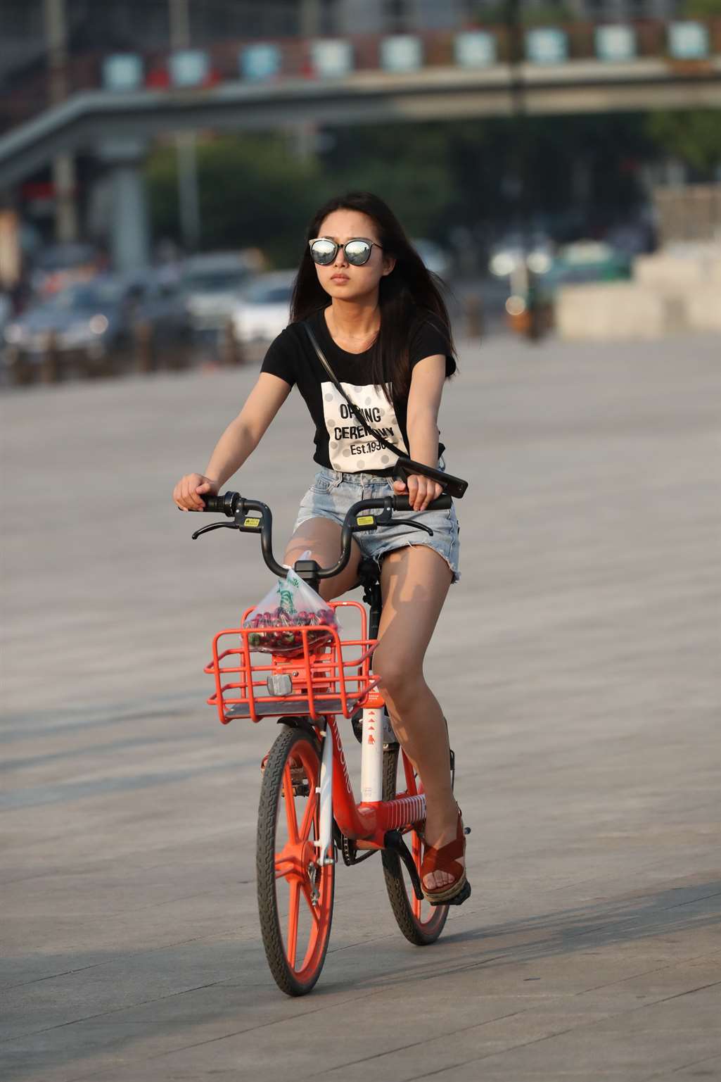 图片[2]-佳能器材第一帖—短裤少女的单车岁月（11P）-街拍流行馆