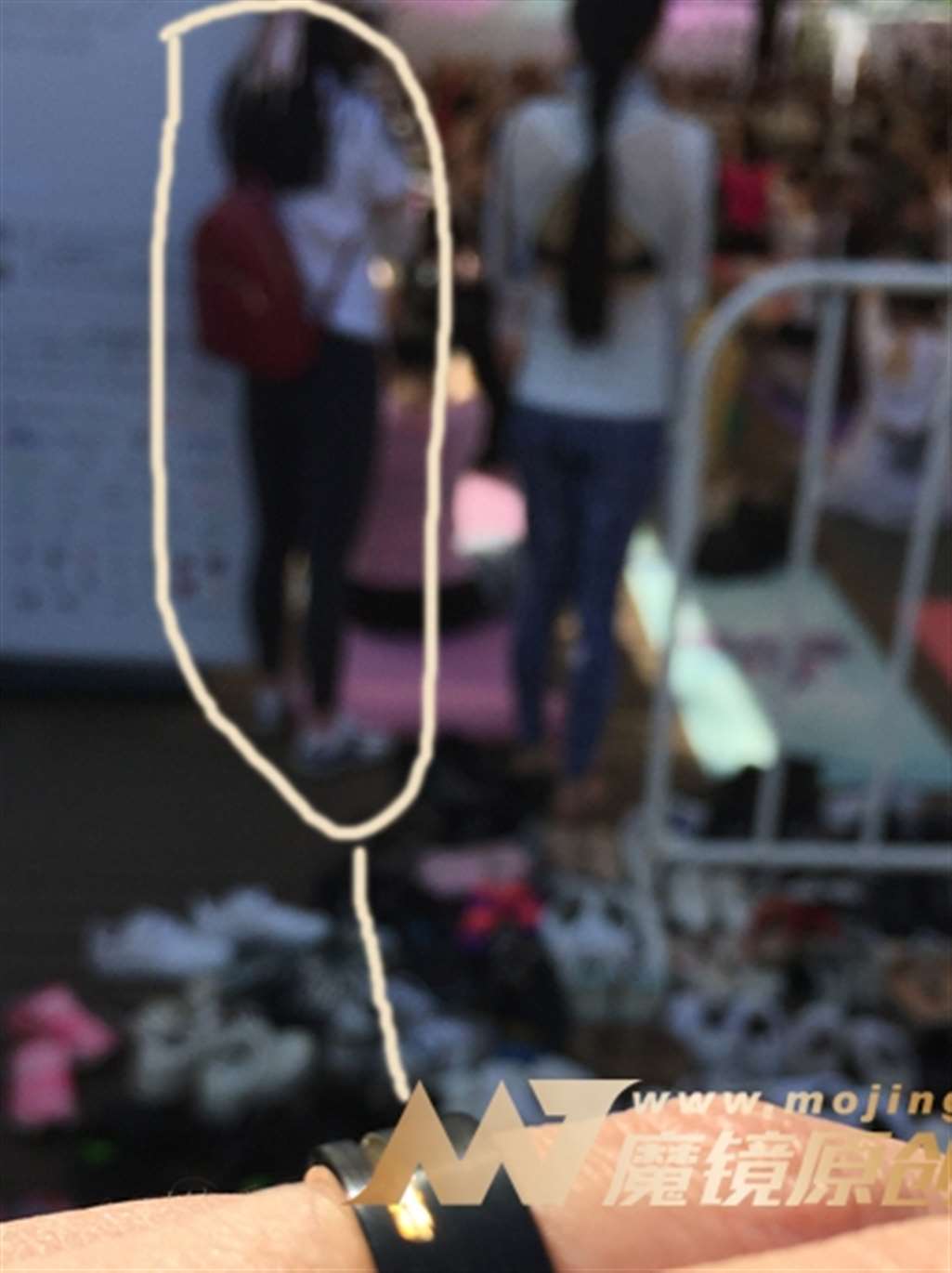 图片[3]-【神摄手赛帖】这健身裤太紧致了-街拍流行馆