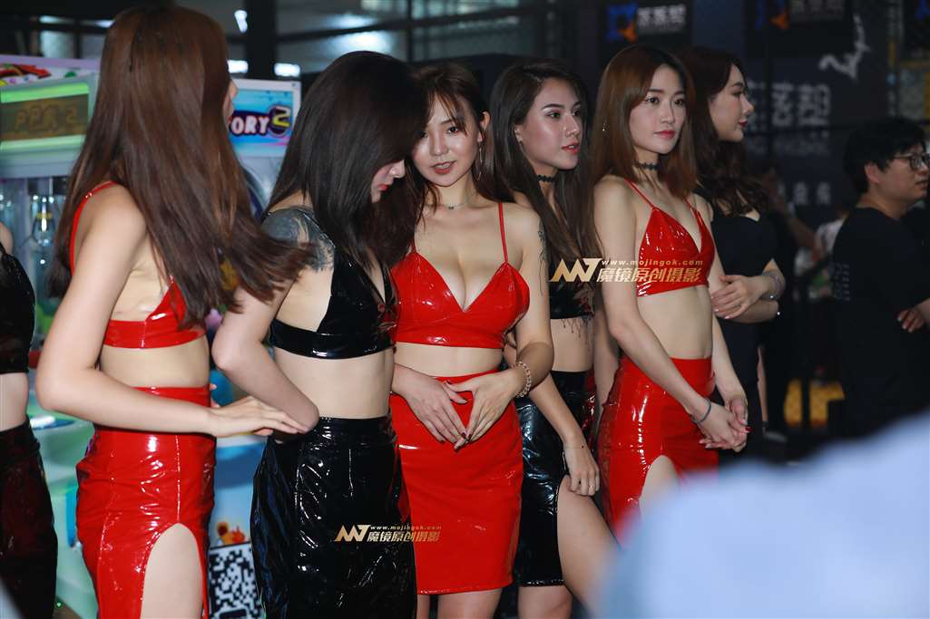 图片[4]-【视觉冲击赛帖】一啵 性感 美女云集-街拍流行馆
