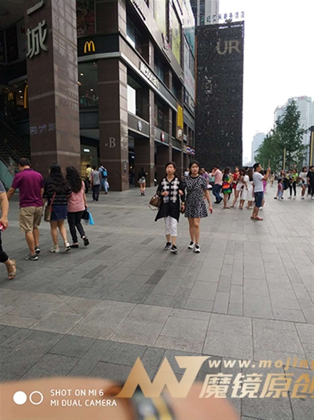 图片[3]-【久久赛帖】时尚个性热裤美女-街拍流行馆