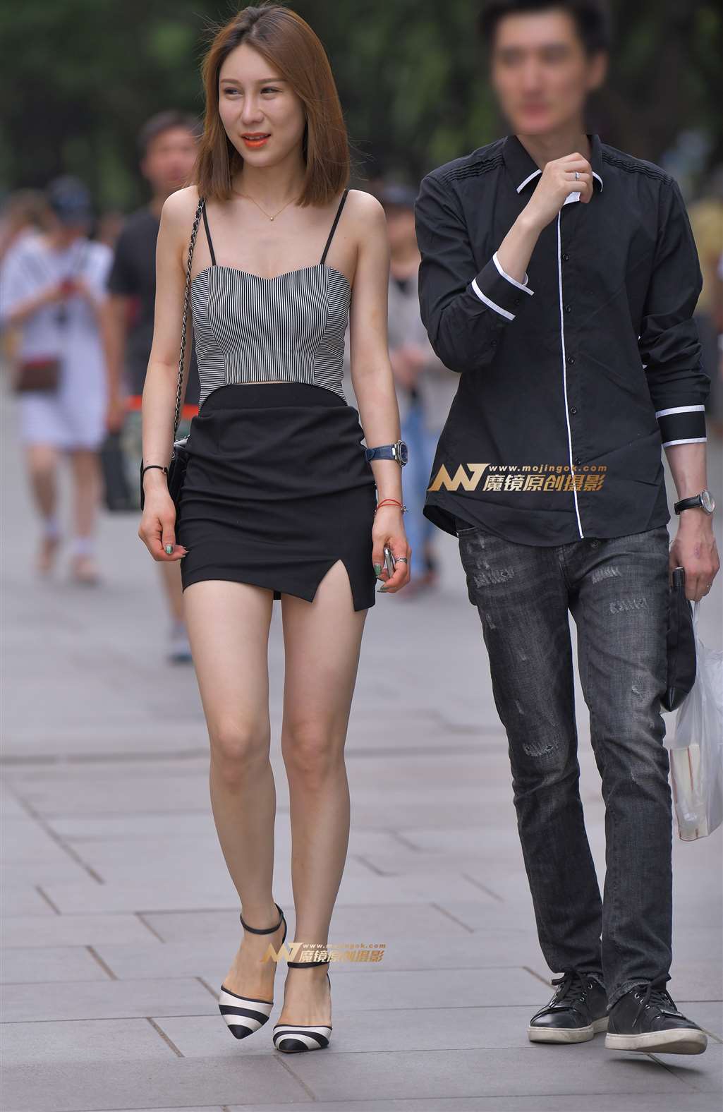 图片[5]-[红石赛贴]包臀性感少妇-街拍流行馆