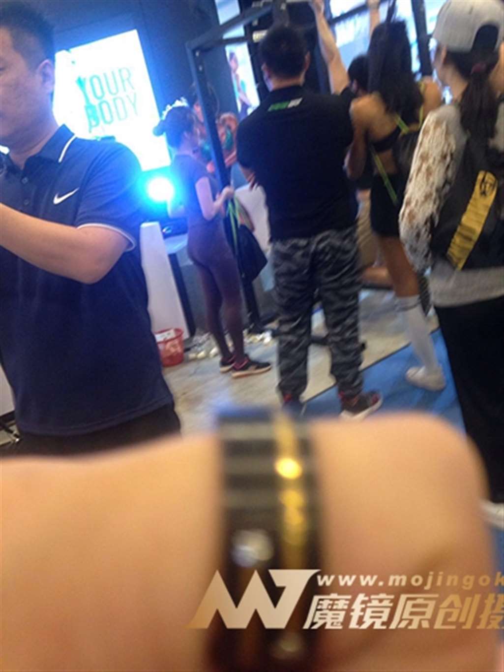 图片[3]-【街拍之魂赛帖】B70、运动中的美女别有风味-街拍流行馆