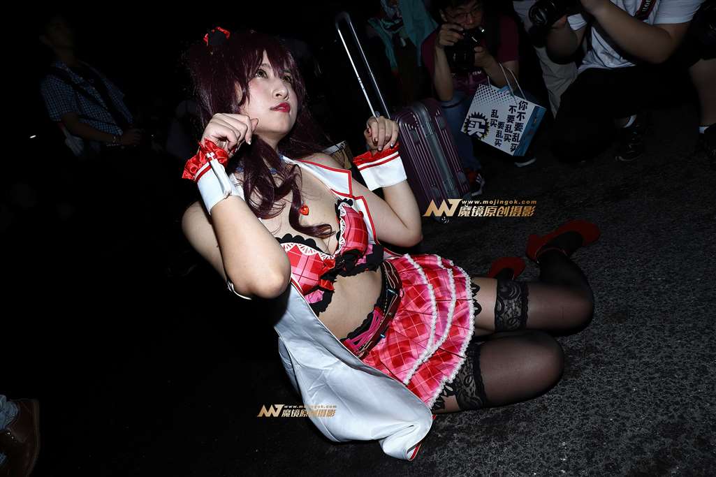 图片[5]-【Mark赛帖】性感的女仆装coser-街拍流行馆
