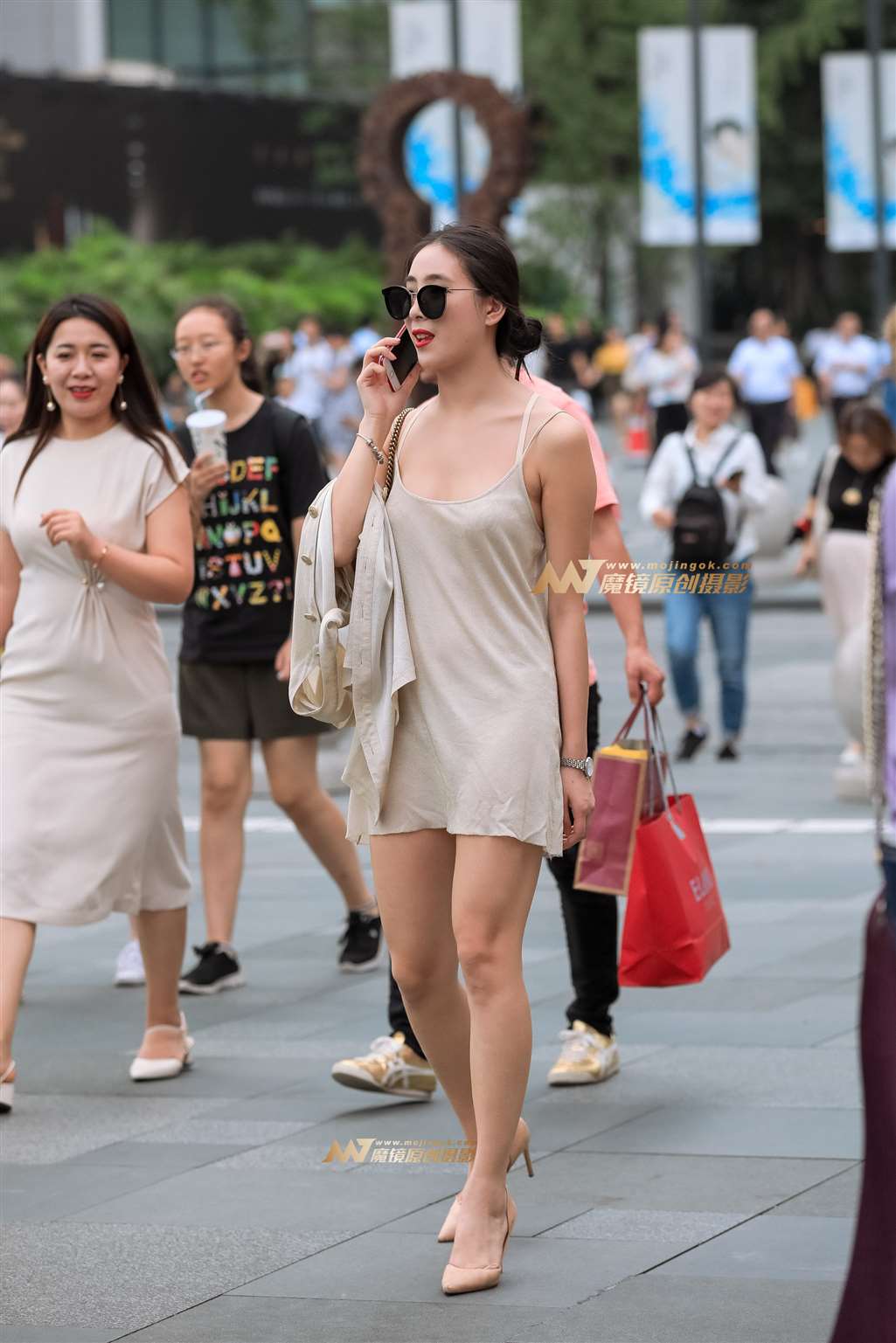 图片[4]-【凯恩赛帖】夏日清凉美女-街拍流行馆