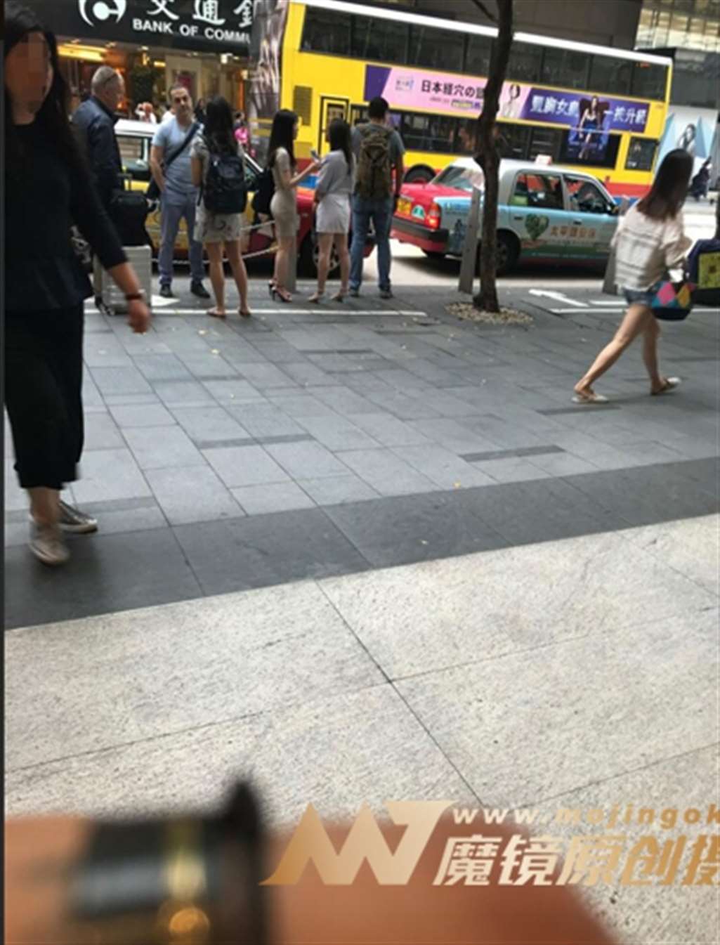 图片[3]-【一只傻麋鹿赛帖】匆匆而过-街拍流行馆