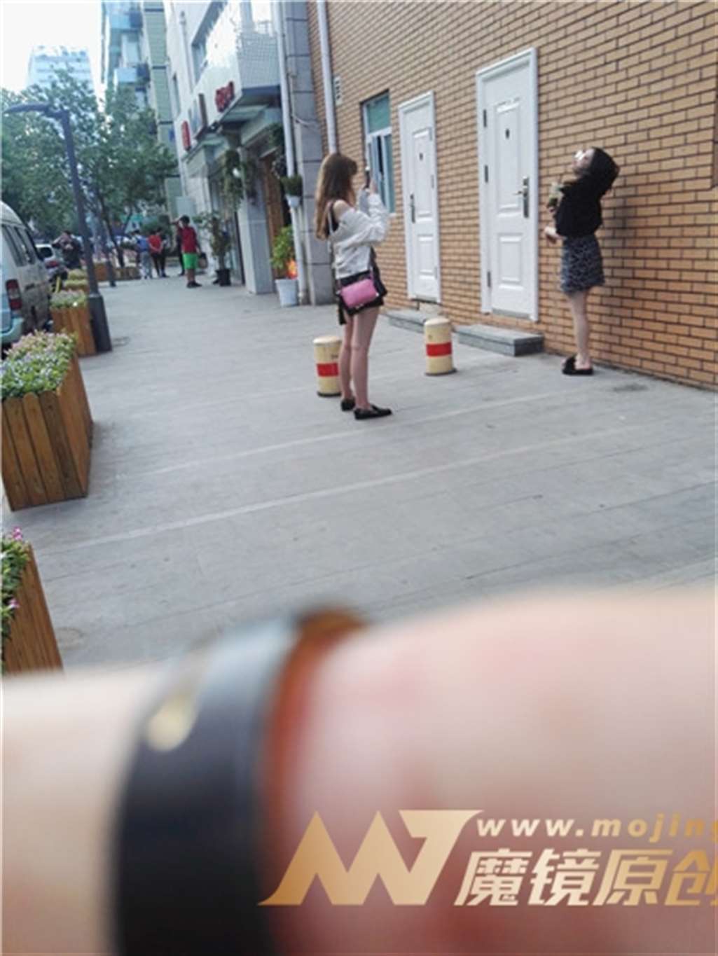 图片[3]-左手倒影赛帖：时尚性感小美女-街拍流行馆