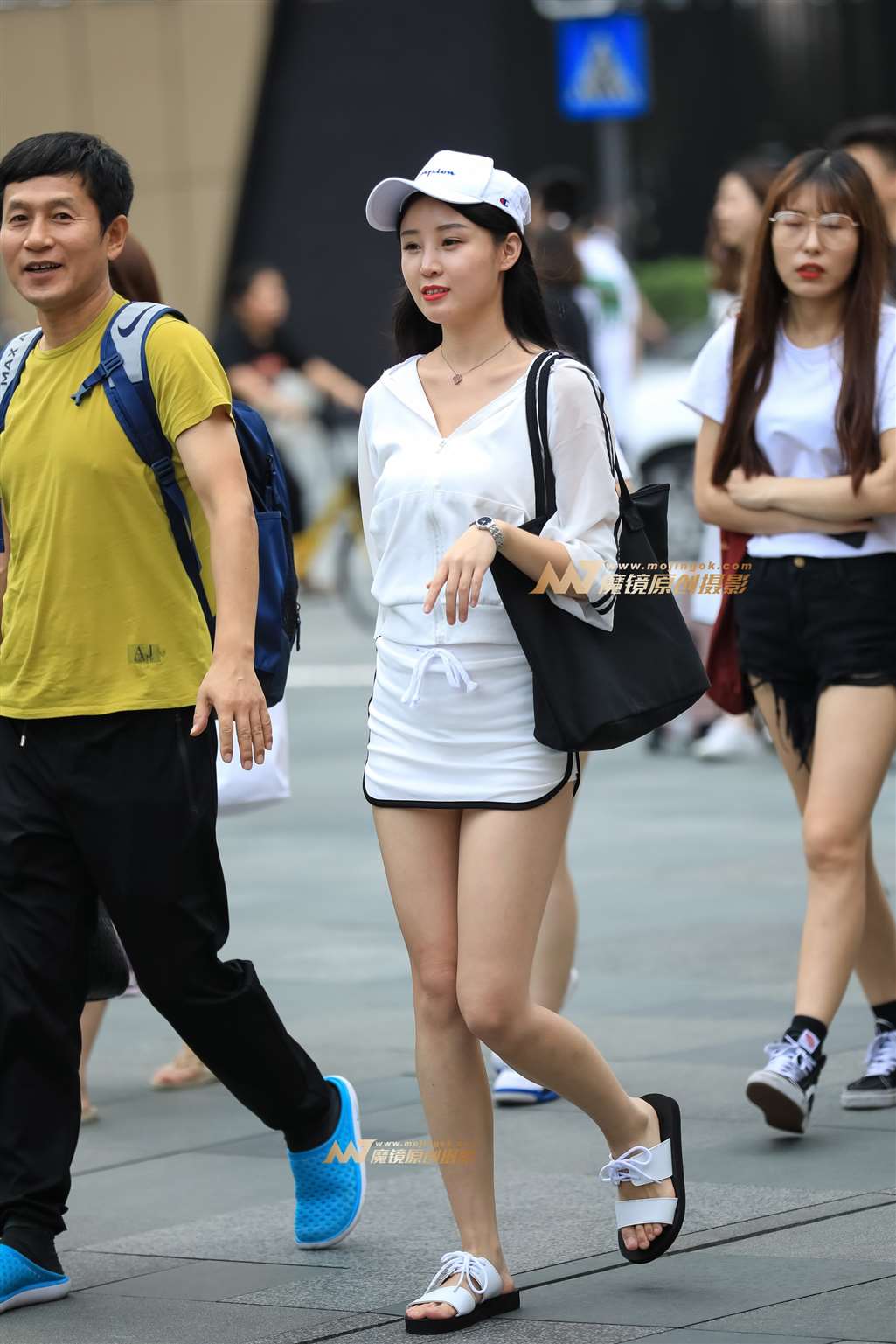 图片[4]-【凯恩赛帖】清新美女曼妙身材-街拍流行馆
