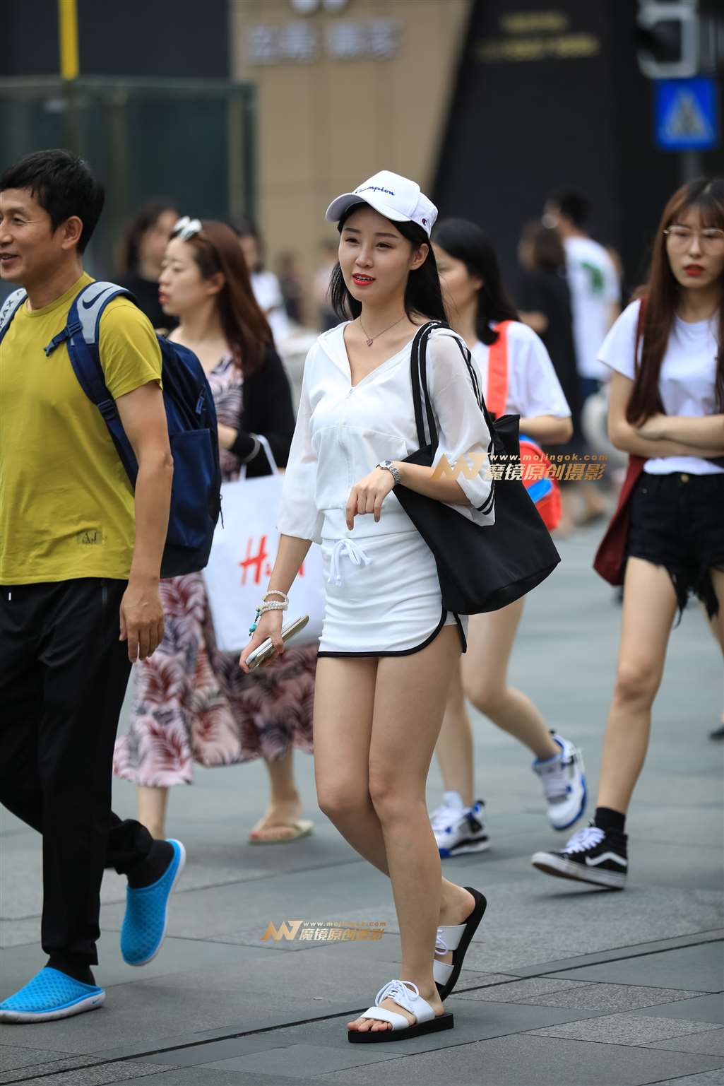 图片[5]-【凯恩赛帖】清新美女曼妙身材-街拍流行馆