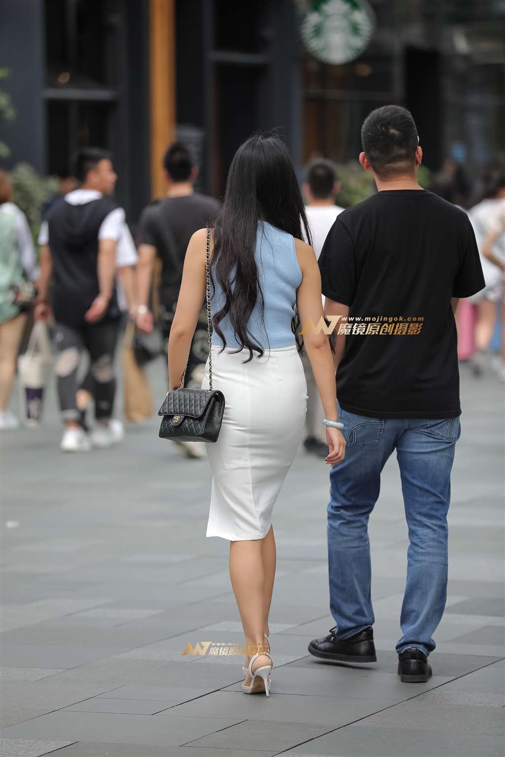 图片[2]-【凯恩赛帖】迷人美妇-街拍流行馆