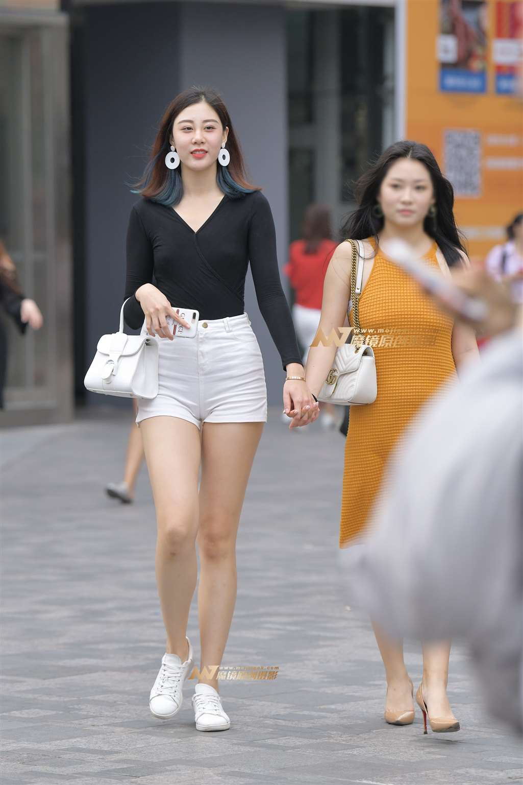 图片[1]-【红石赛帖】美女笑的真漂亮-街拍流行馆