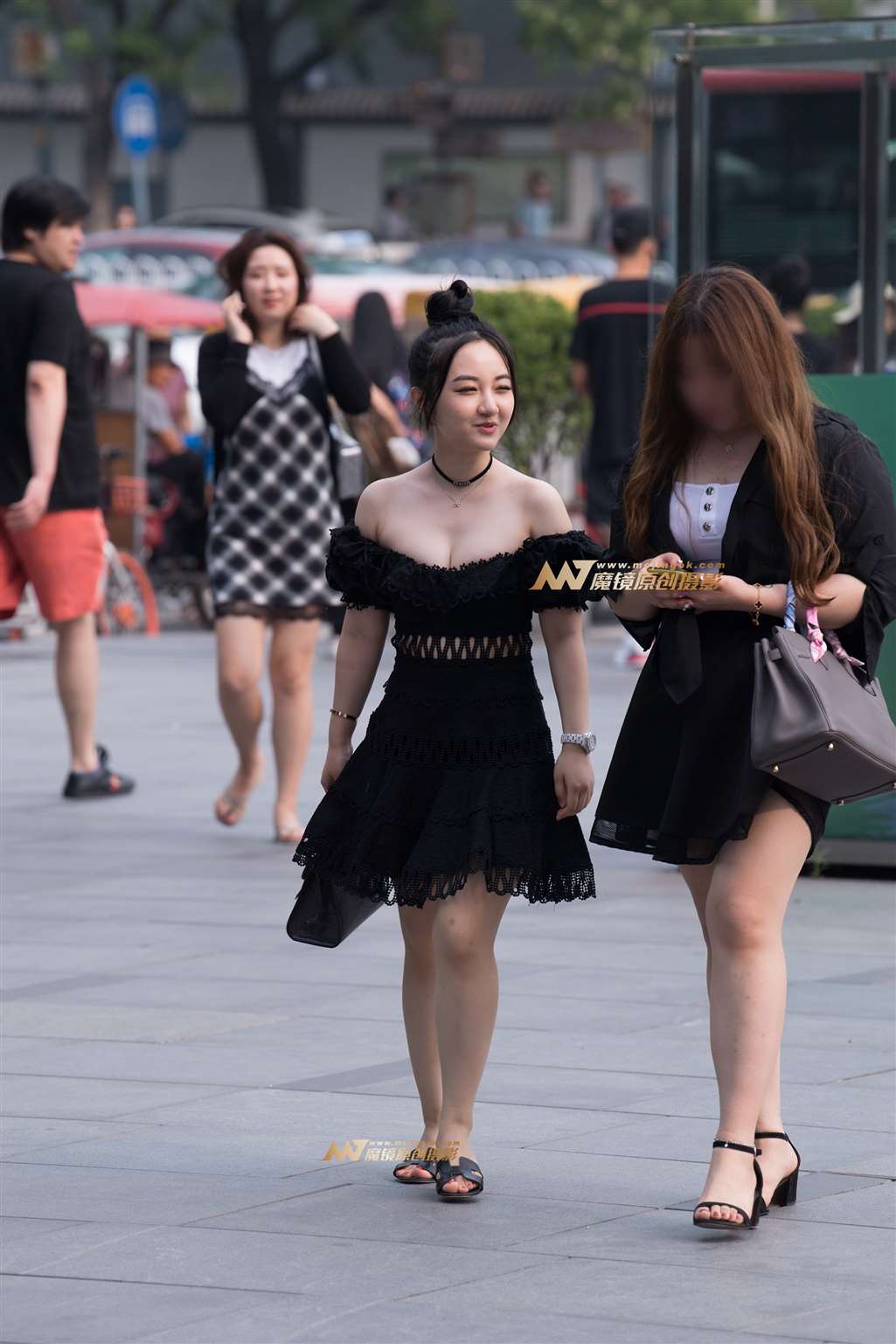 图片[1]-【一只傻麋鹿赛帖】很凶的！又很可爱的美眉~~~-街拍流行馆