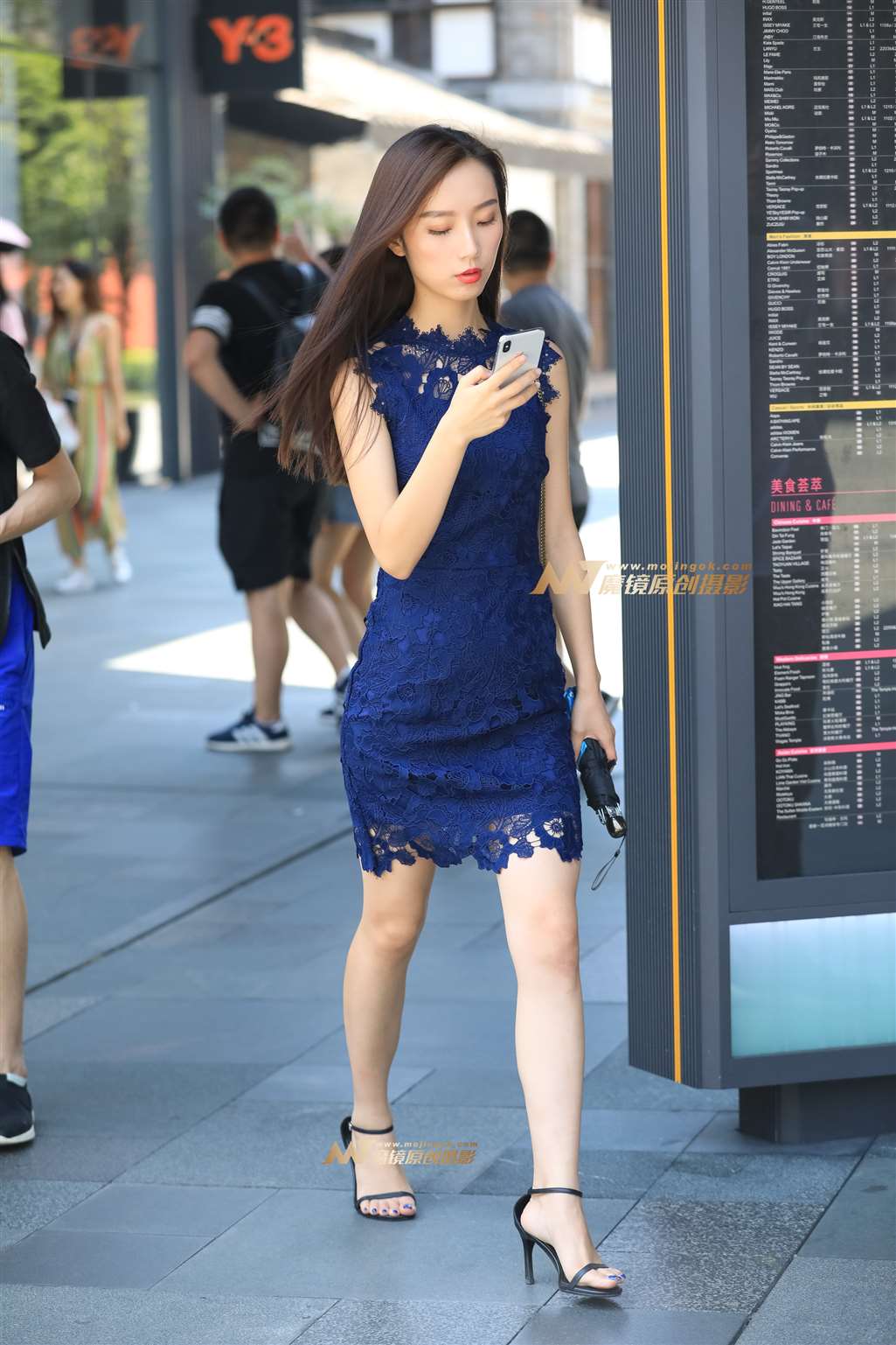 图片[1]-【凯恩赛帖】漂亮气质美女-街拍流行馆
