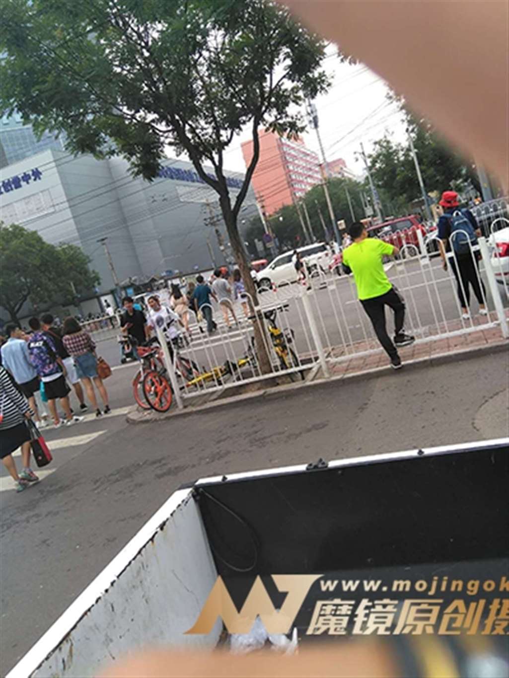 图片[3]-【街拍之魂赛帖】美腿可爱少女-街拍流行馆
