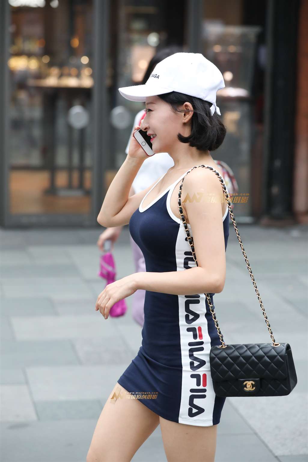 图片[4]-【辉辉赛贴】短发少妇超赞的身材！-街拍流行馆