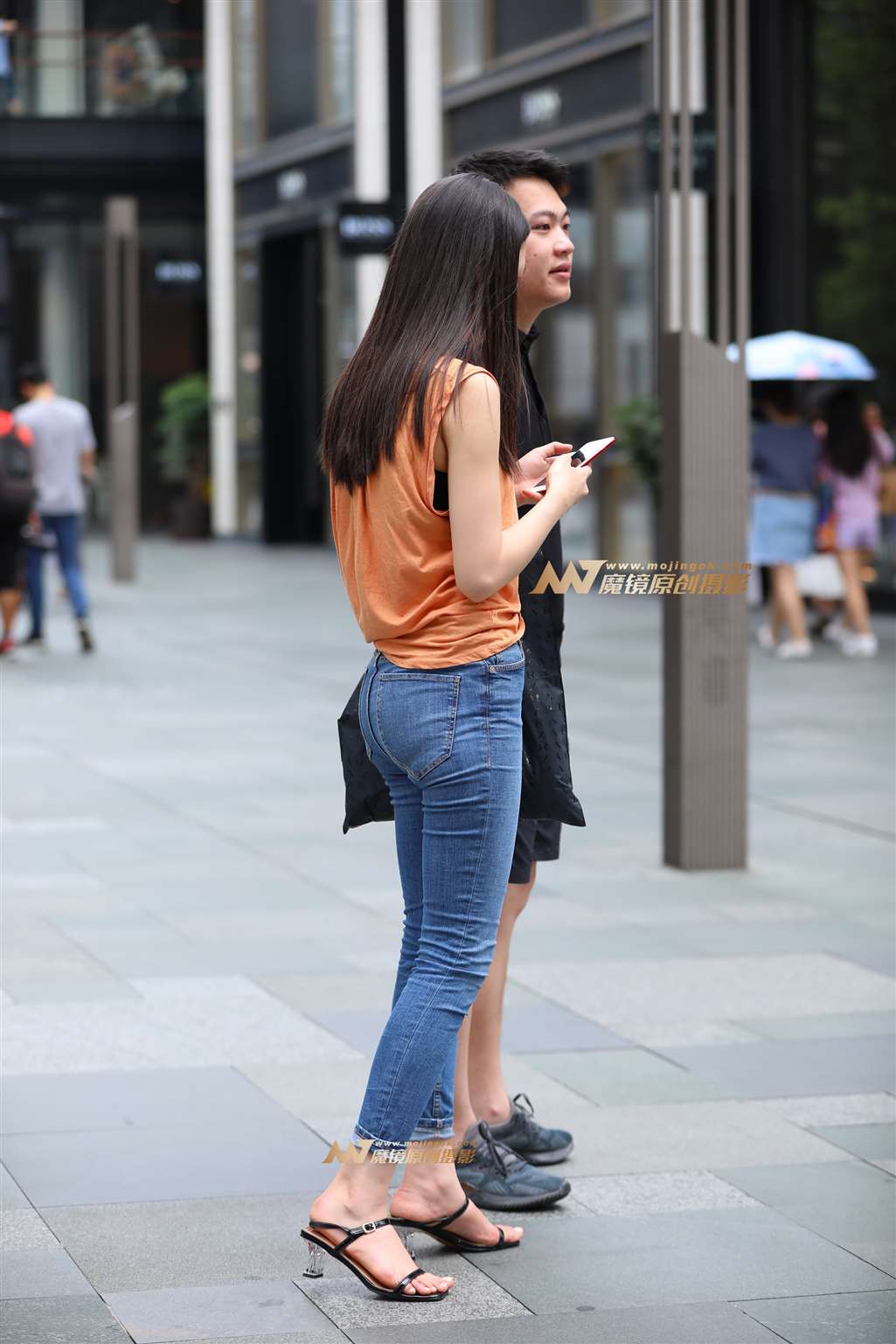 图片[5]-【视觉冲击赛帖】翘臀，紧牛 ，女友-街拍流行馆