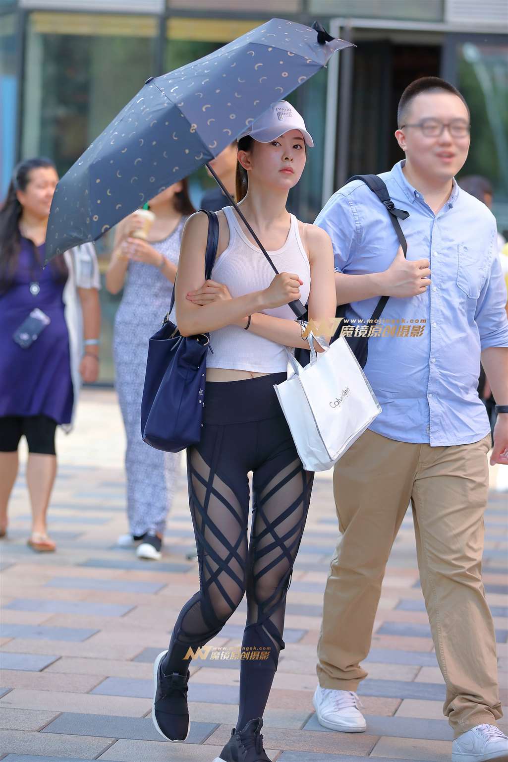 图片[5]-【视觉冲击赛帖】高挑健美裤的漂亮小姐姐-街拍流行馆