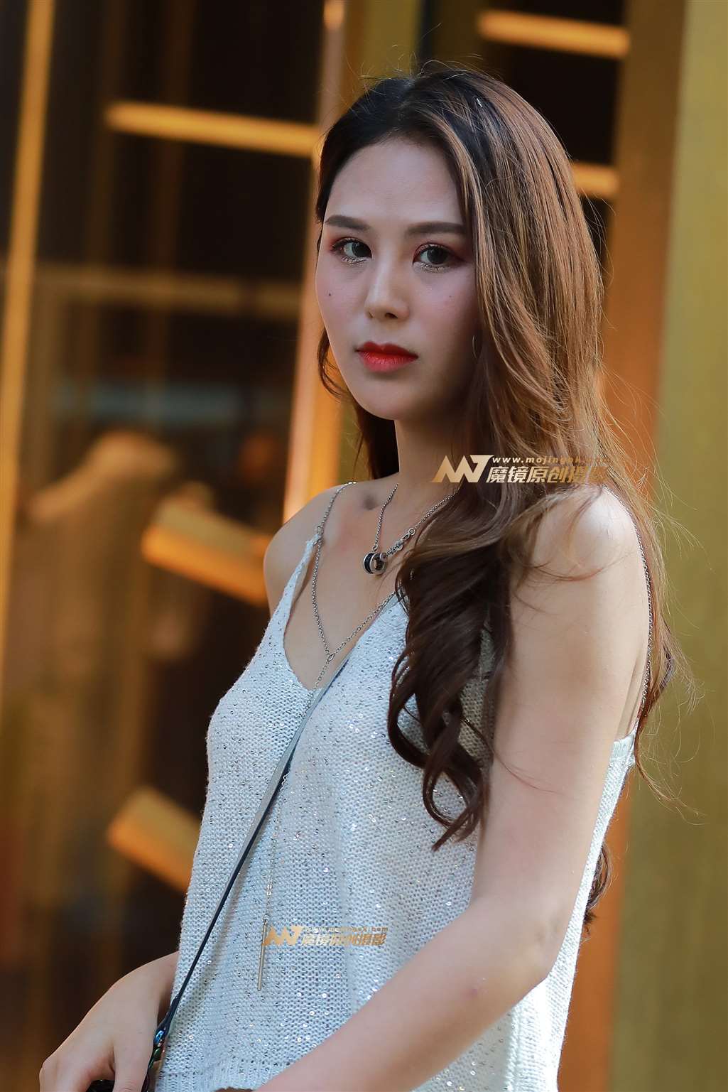 图片[4]-【视觉冲击赛帖】长腿，紧牛，美女-街拍流行馆