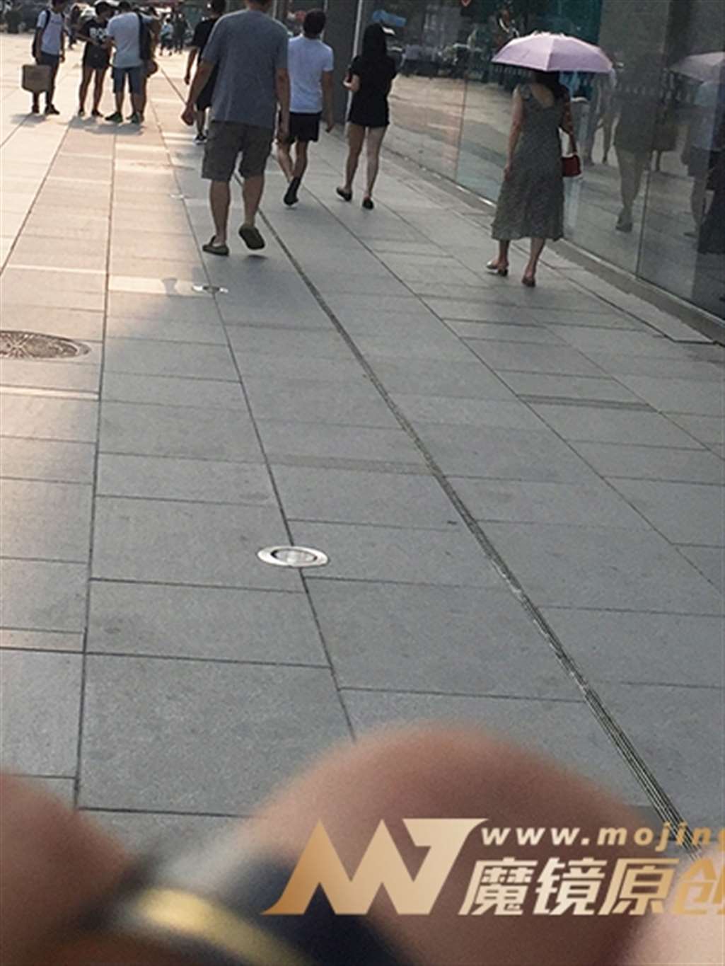 图片[3]-【红石赛帖】回眸一笑-街拍流行馆