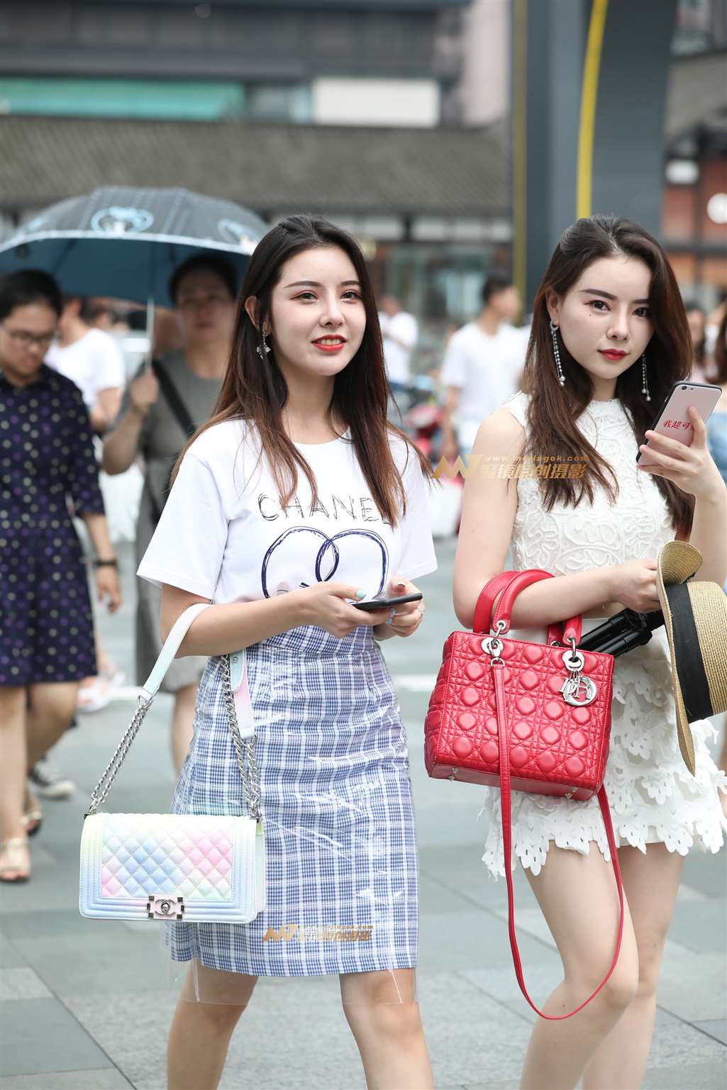 图片[2]-【辉辉赛贴】漂亮小姐姐-街拍流行馆
