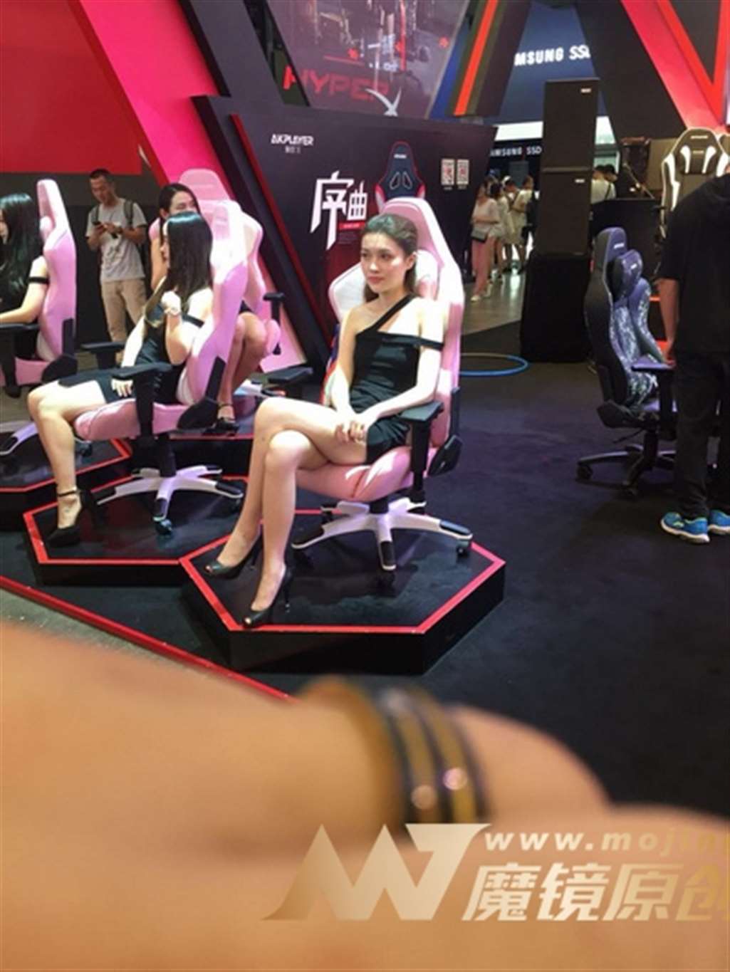 图片[3]-【Mark赛帖】2018chinajoy 序曲-街拍流行馆
