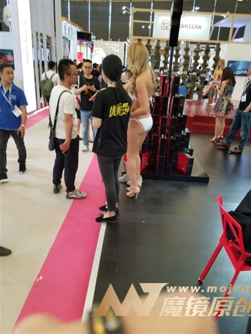 图片[3]-【番茄酱赛帖】丰满的白色比基尼模特-街拍流行馆