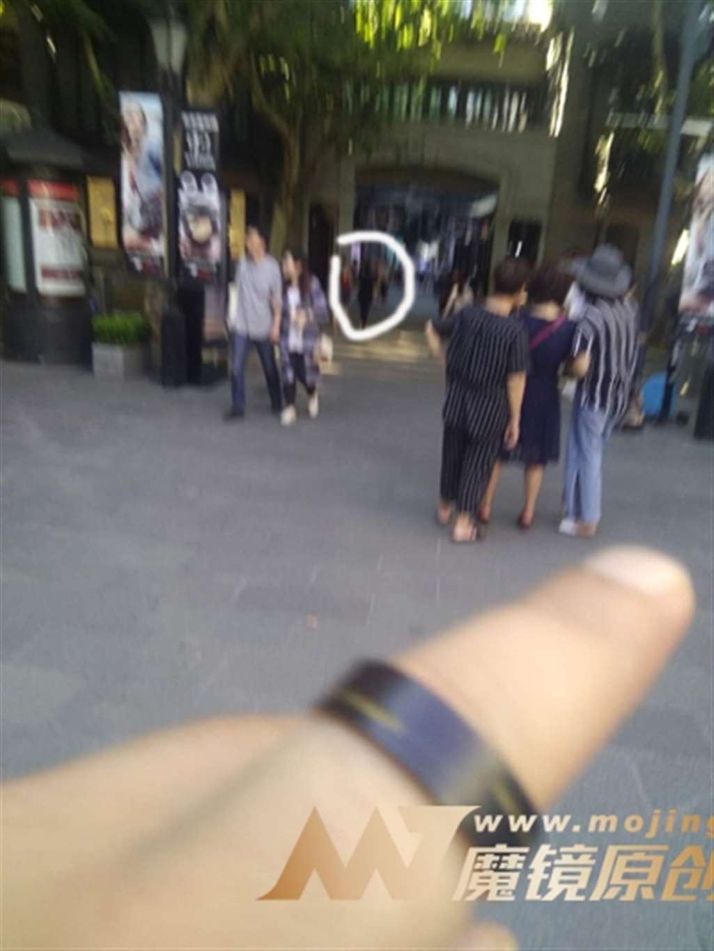 图片[3]-【咔喳赛贴】蜜桃裤-街拍流行馆