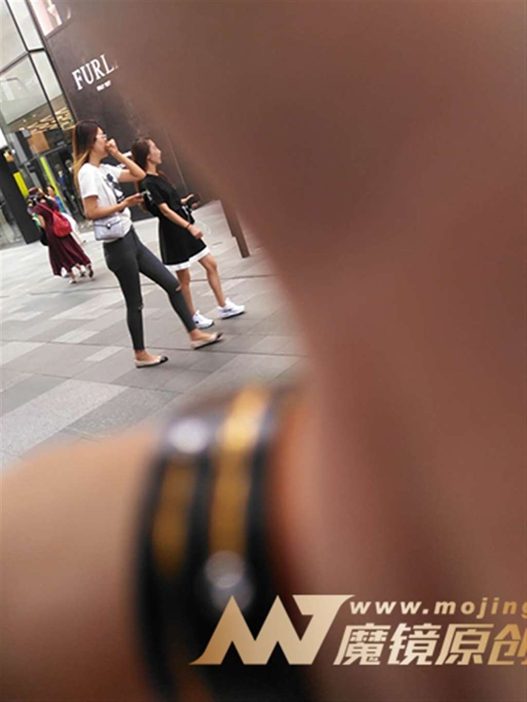 图片[3]-【街拍之魂赛帖】大长腿的大紧牛-街拍流行馆