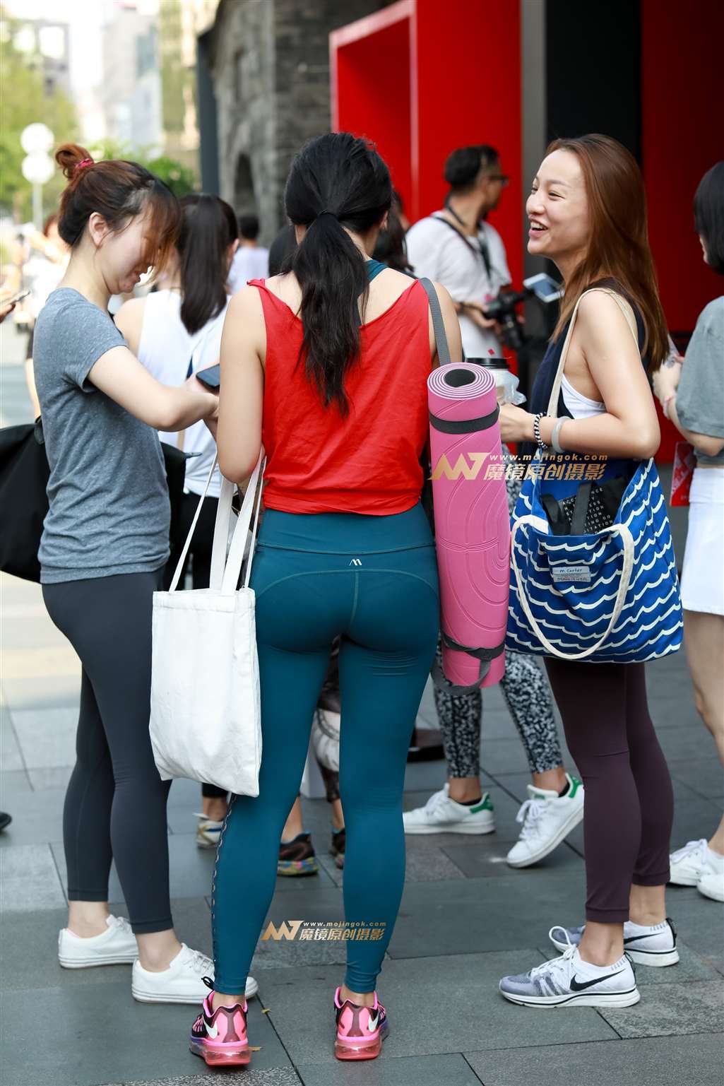 图片[2]-【凯恩赛帖】钟爱瑜伽的美眉-街拍流行馆
