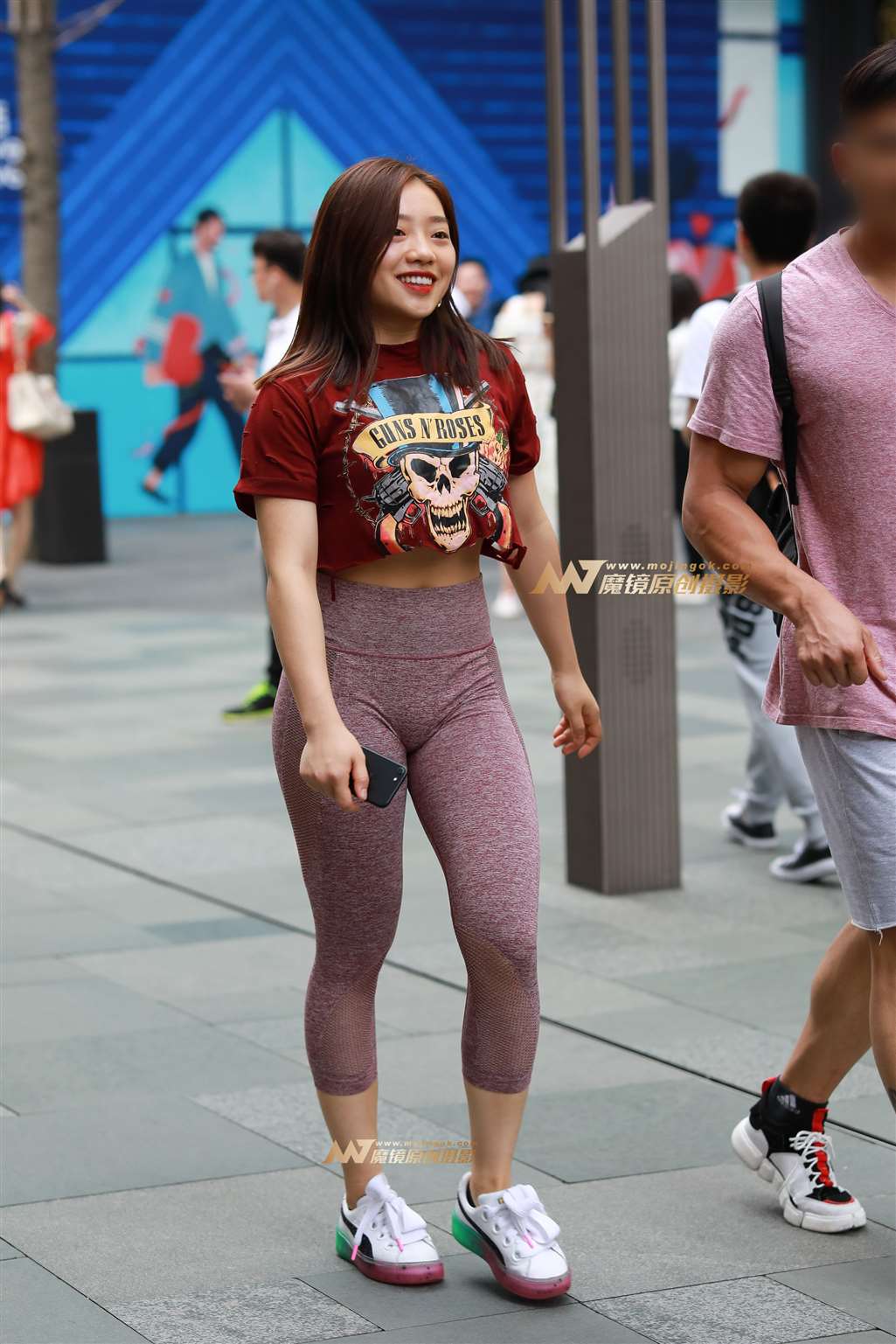 图片[4]-【凯恩赛特】翘臀女孩 自信满满 充满活力-街拍流行馆
