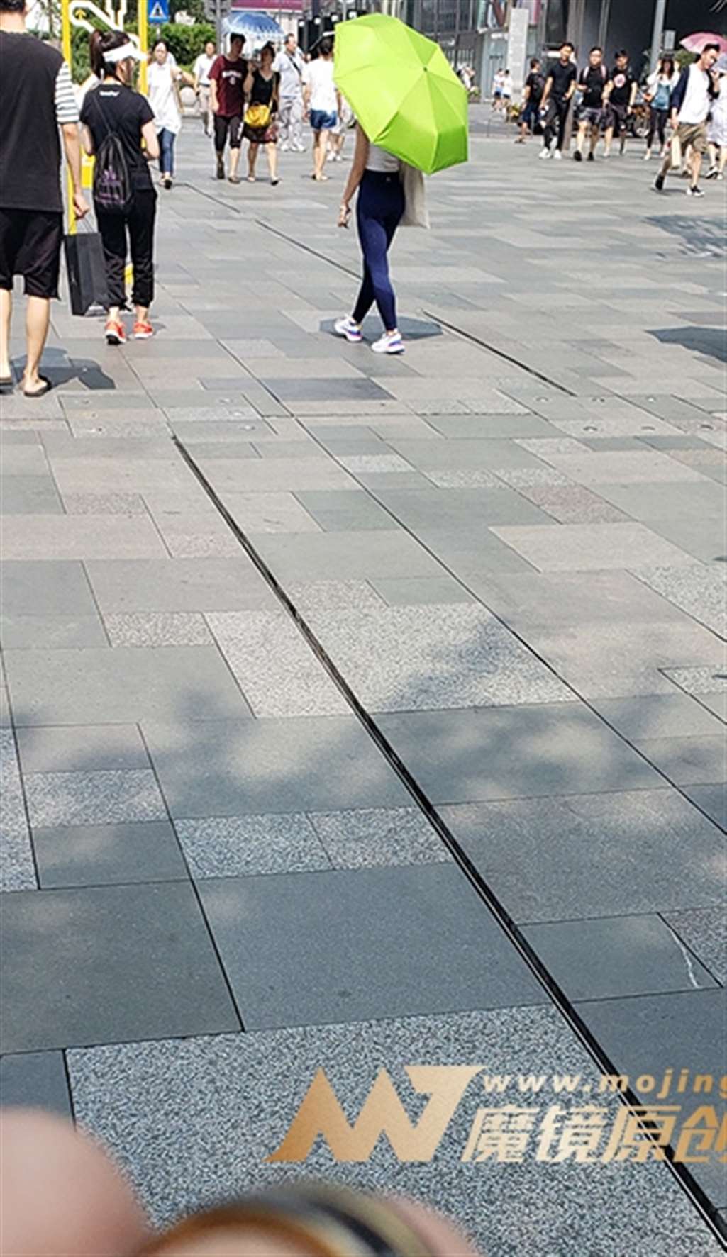 图片[3]-【凯恩赛帖】深蓝美臀-街拍流行馆