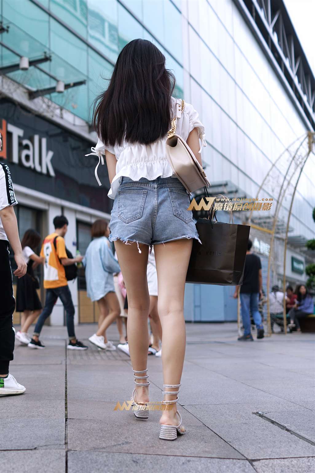 图片[4]-长腿苗条-街拍流行馆