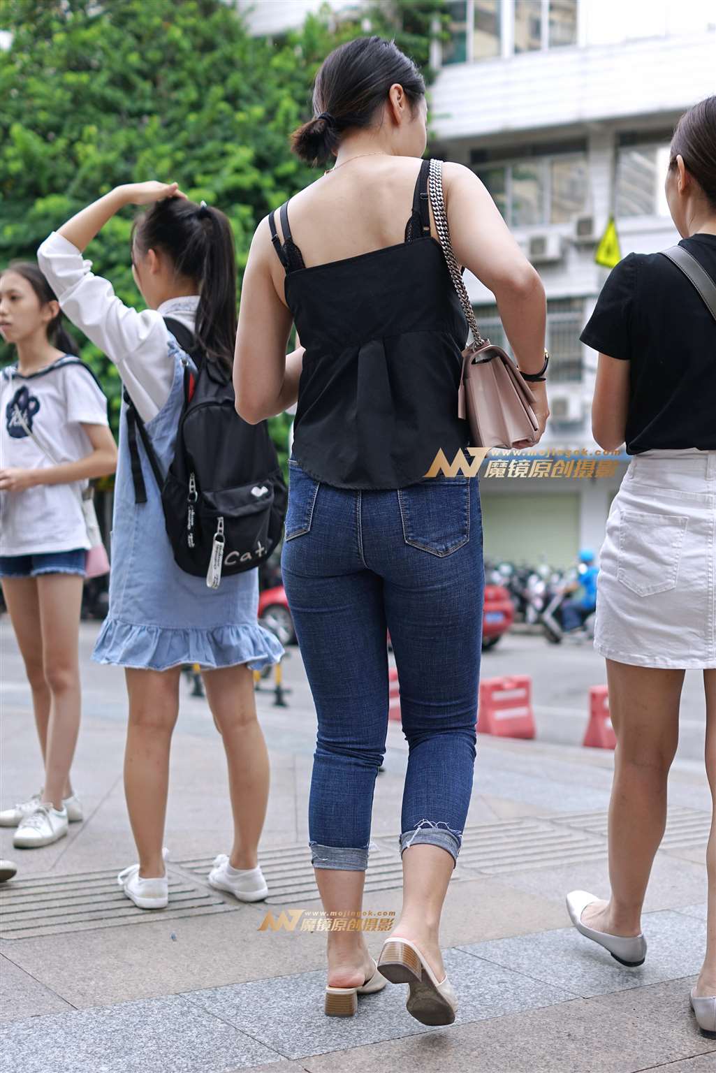 图片[4]-丰满紧蓝牛-街拍流行馆