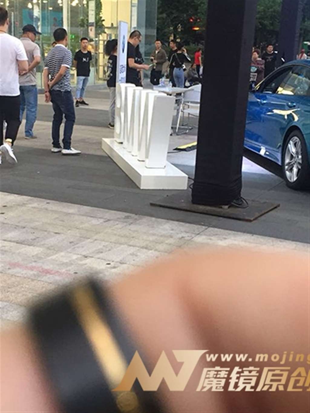 图片[3]-【浅蓝色赛帖】牛仔裤-街拍流行馆