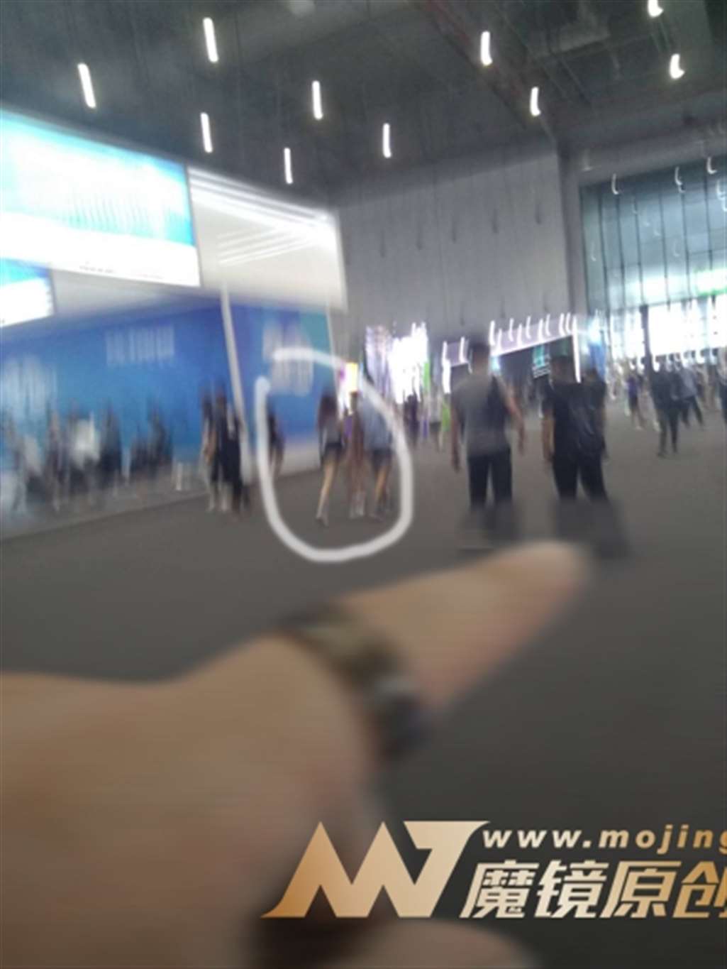 图片[3]-【咔喳赛贴】运动短裤显身段-街拍流行馆