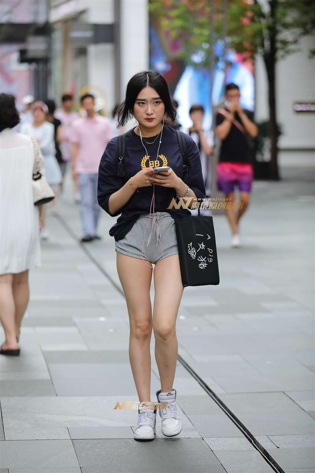 图片[4]-【凯恩赛帖】超短邻家小妹-街拍流行馆