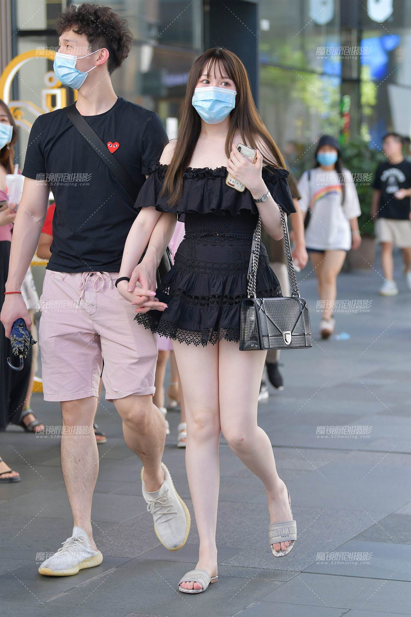 好喜欢这种微胖大白腿女孩-流行馆