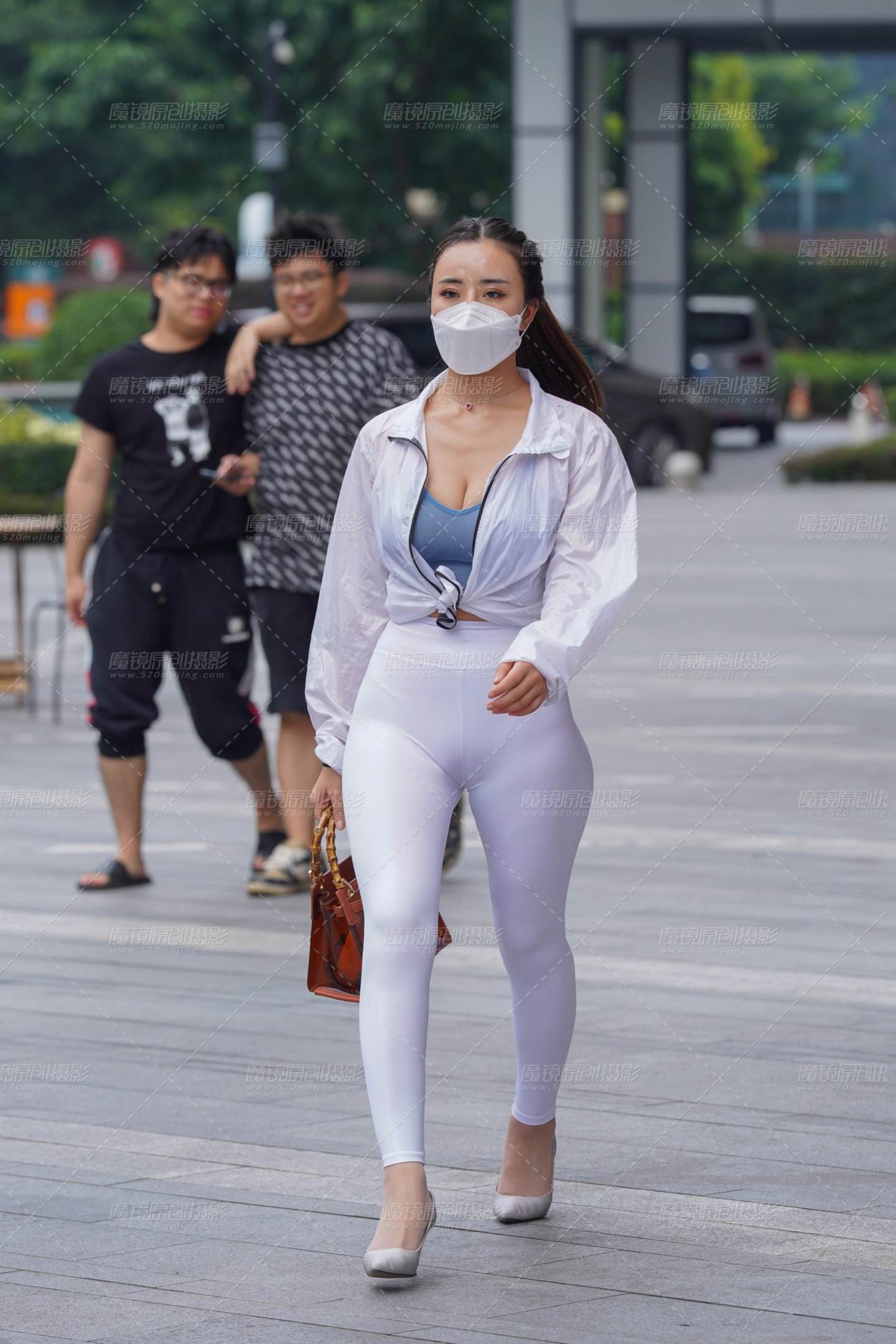 【凯恩摄影作品】白裤女人-流行馆