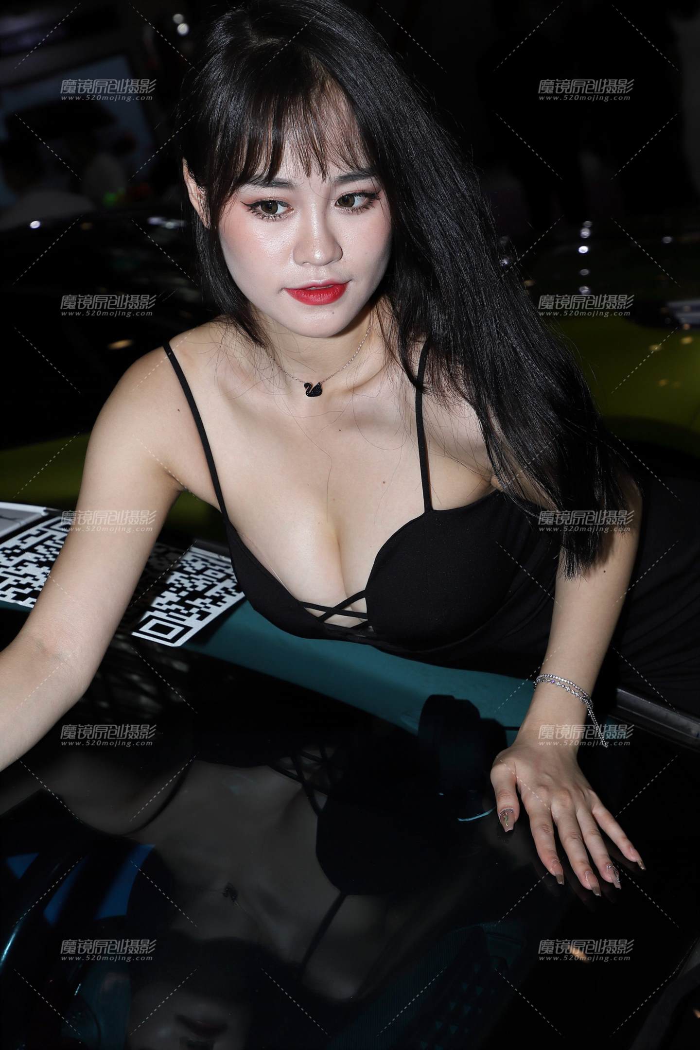 图片[2]-黑色连衣裙2-流行馆