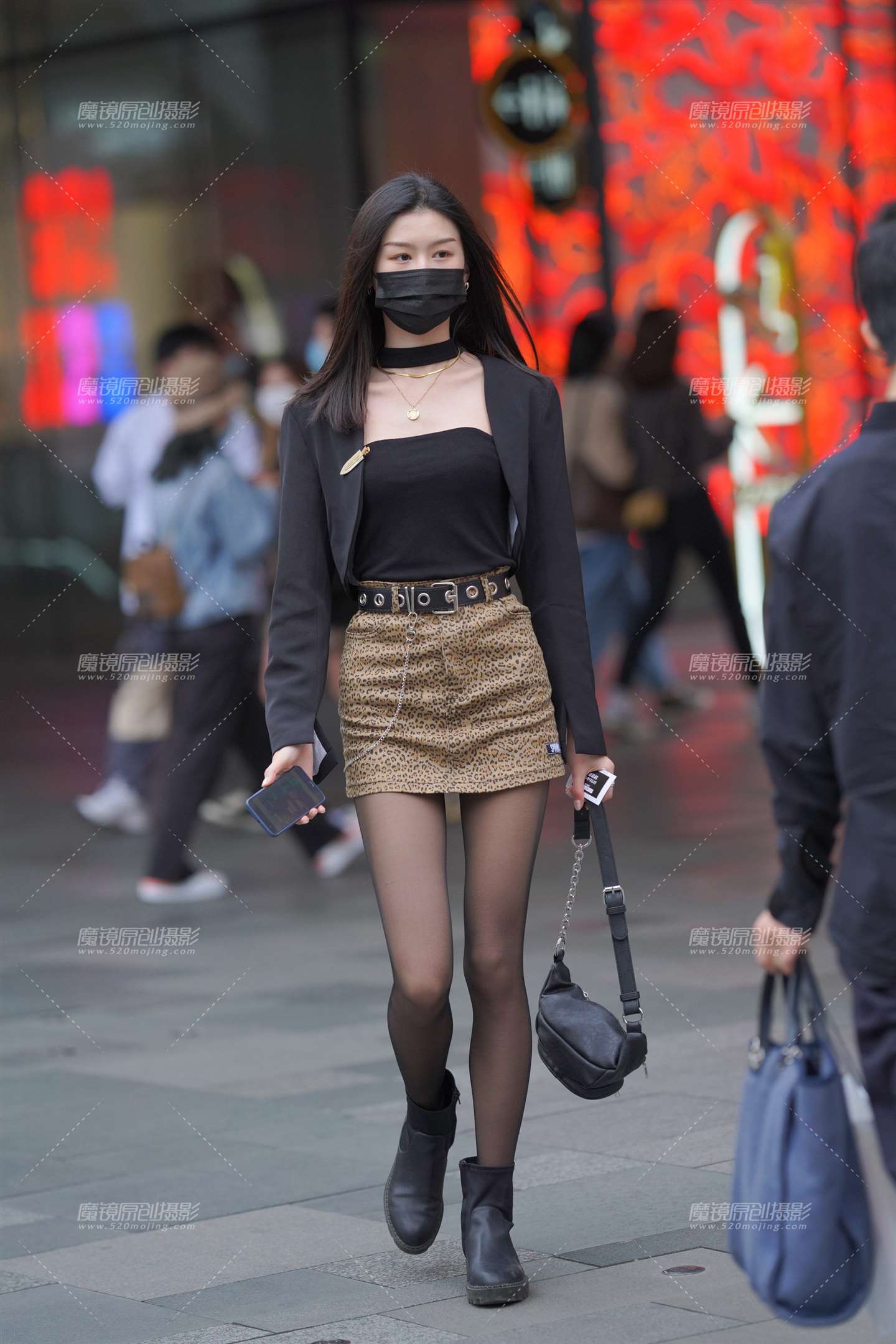 很会穿搭的小姐姐-流行馆