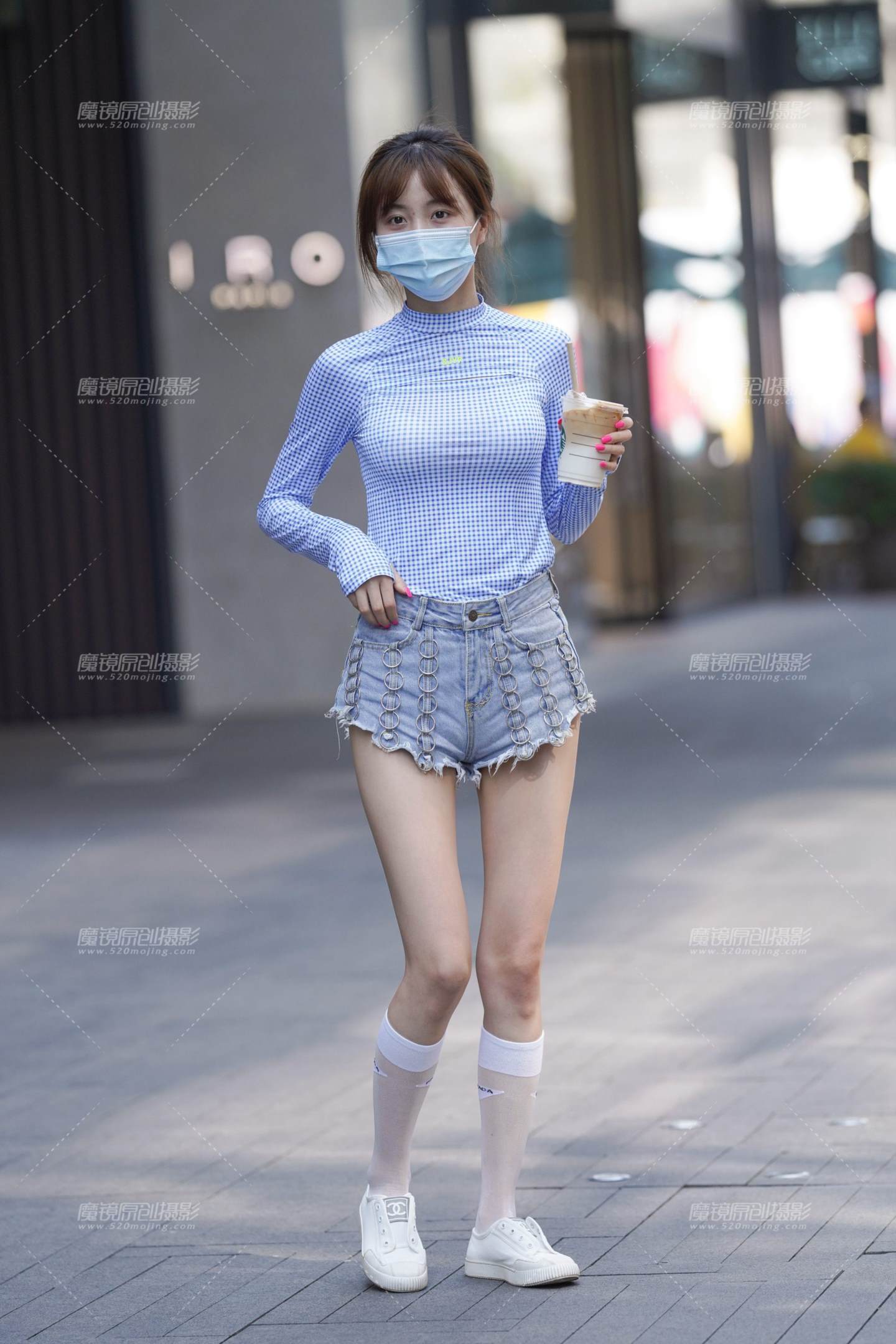 钟爱的热裤女孩-流行馆