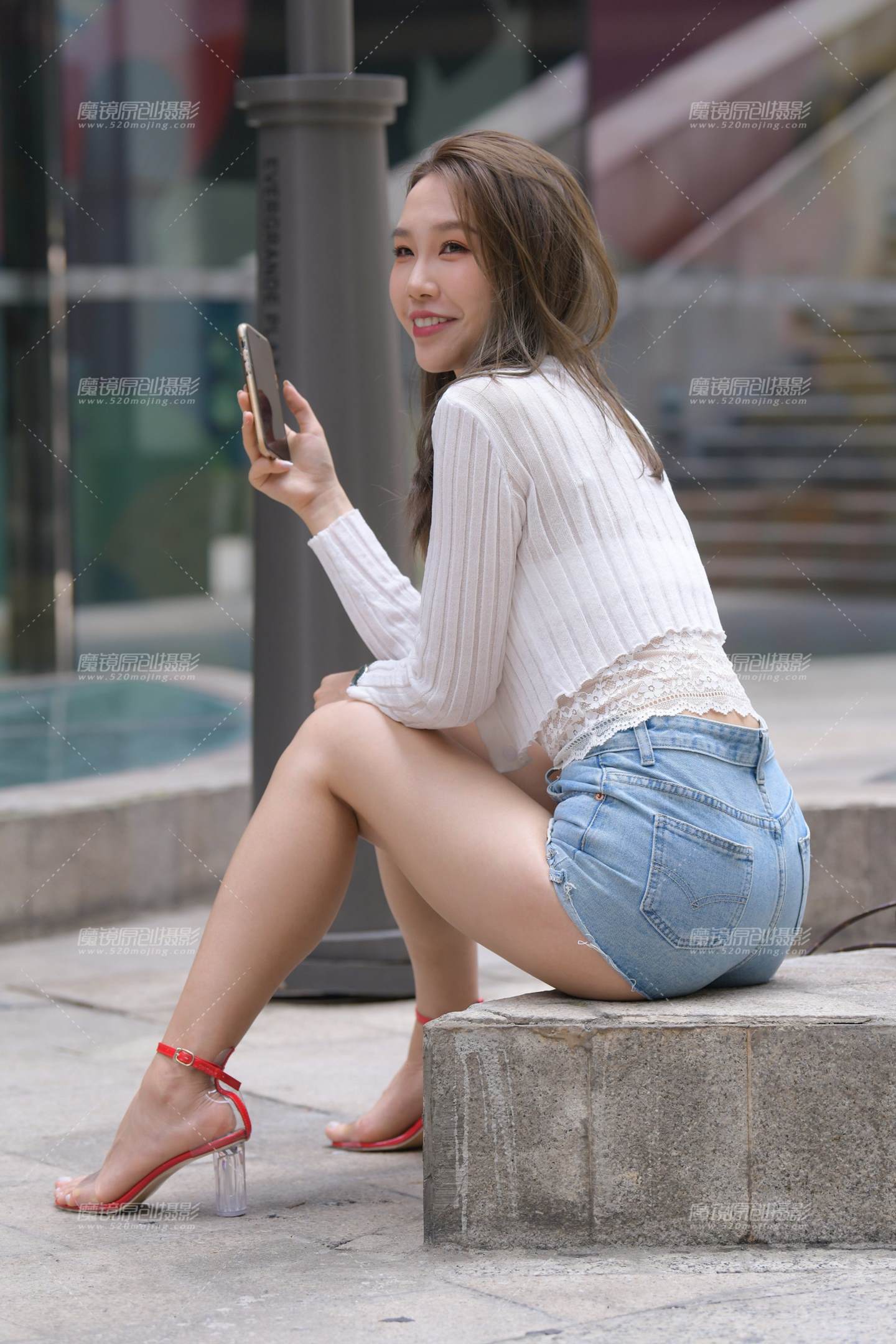 图片[3]-青春靓丽热裤女孩-流行馆