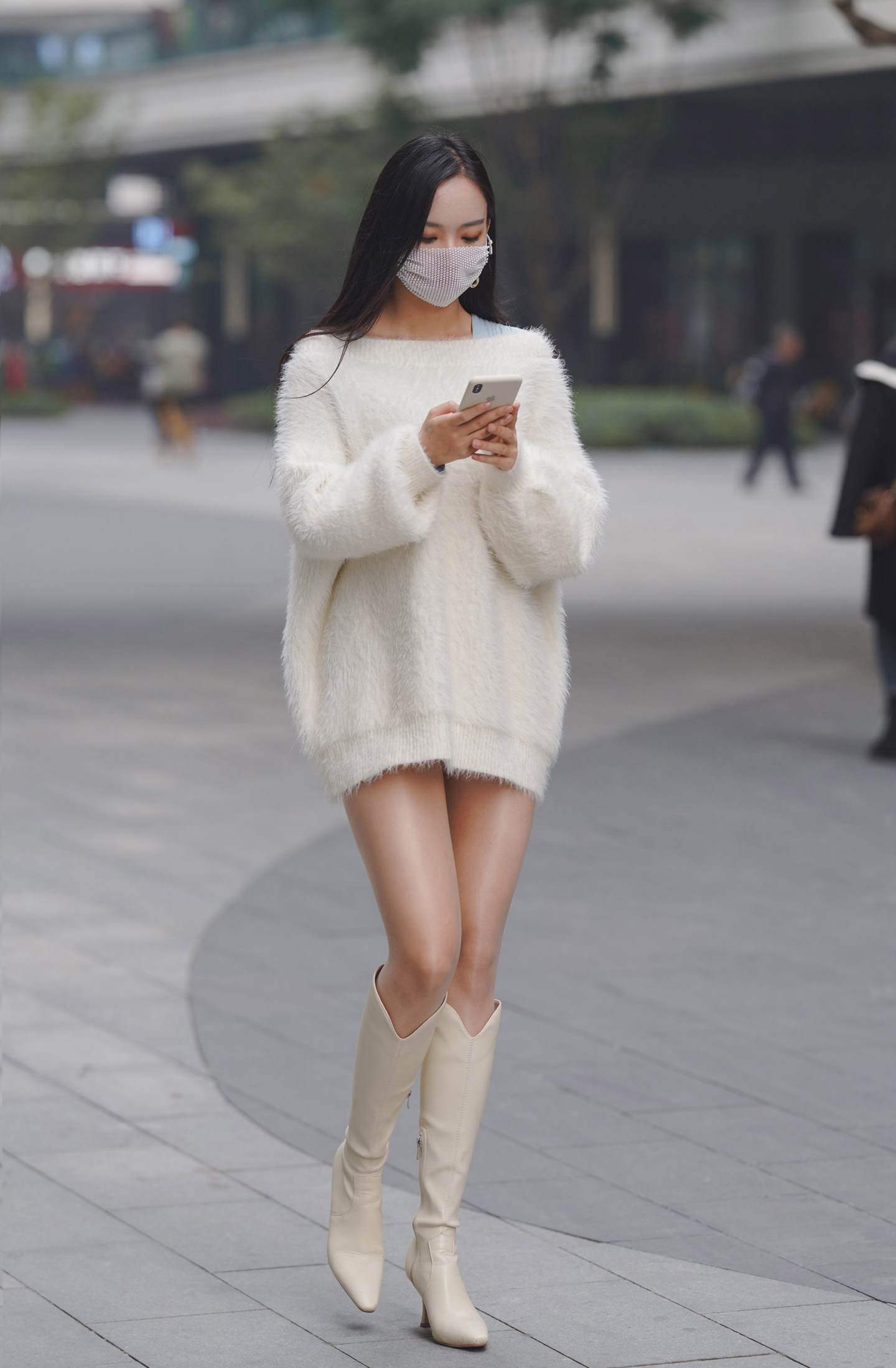 牛仔裙小姐姐-流行馆